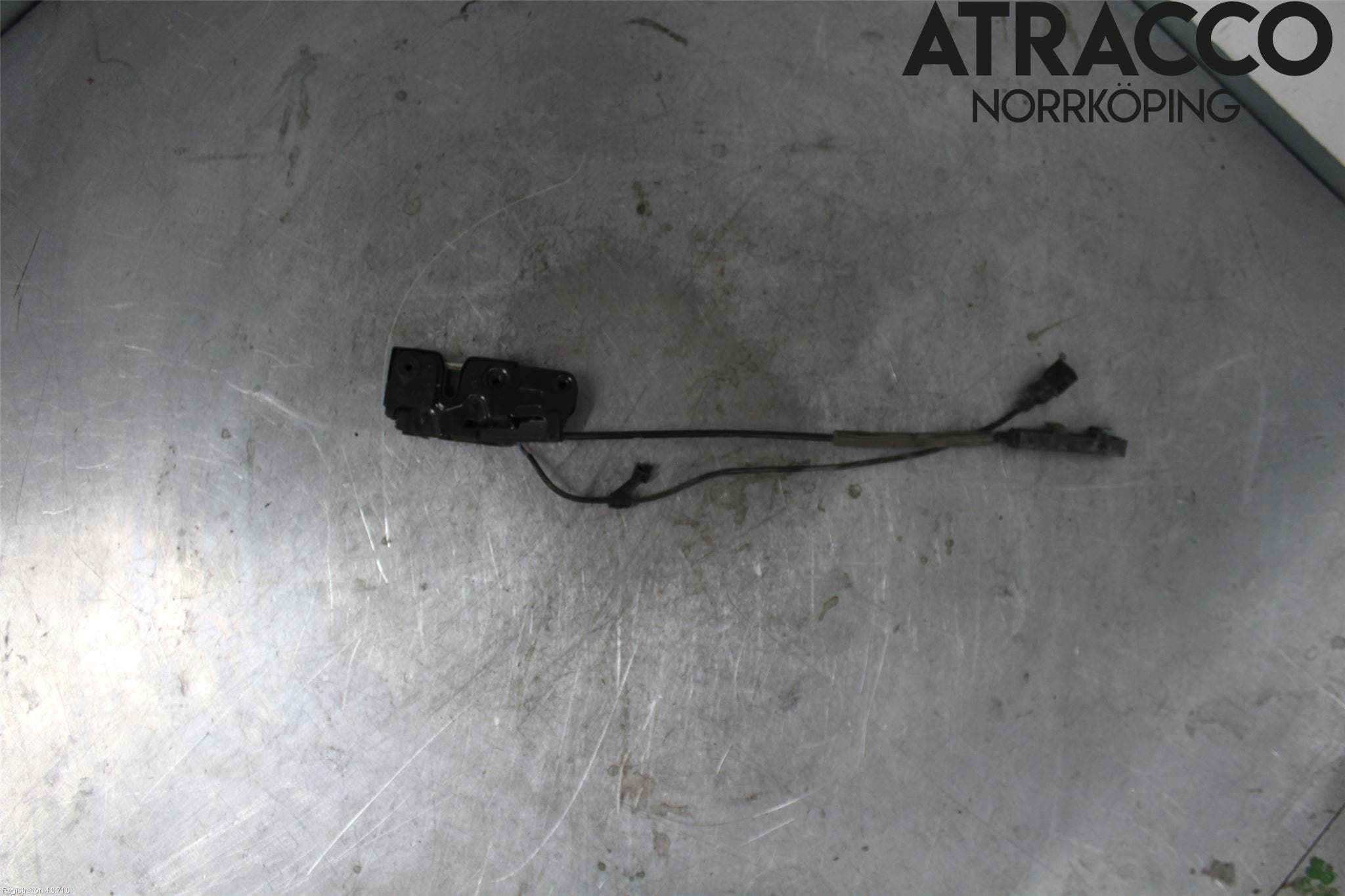 Audi A4 12-15 Huvlås