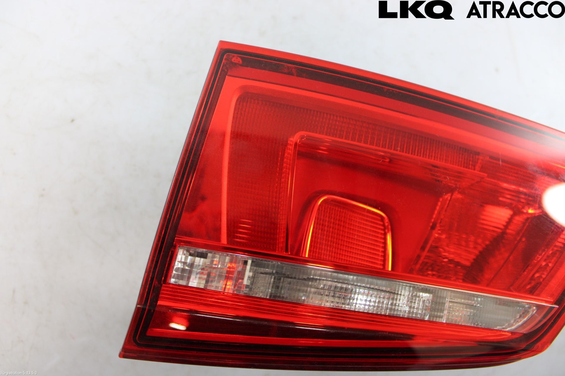 Volkswagen VW GOLF SPORTSVAN 15-20 Bakljus Lucka Hö