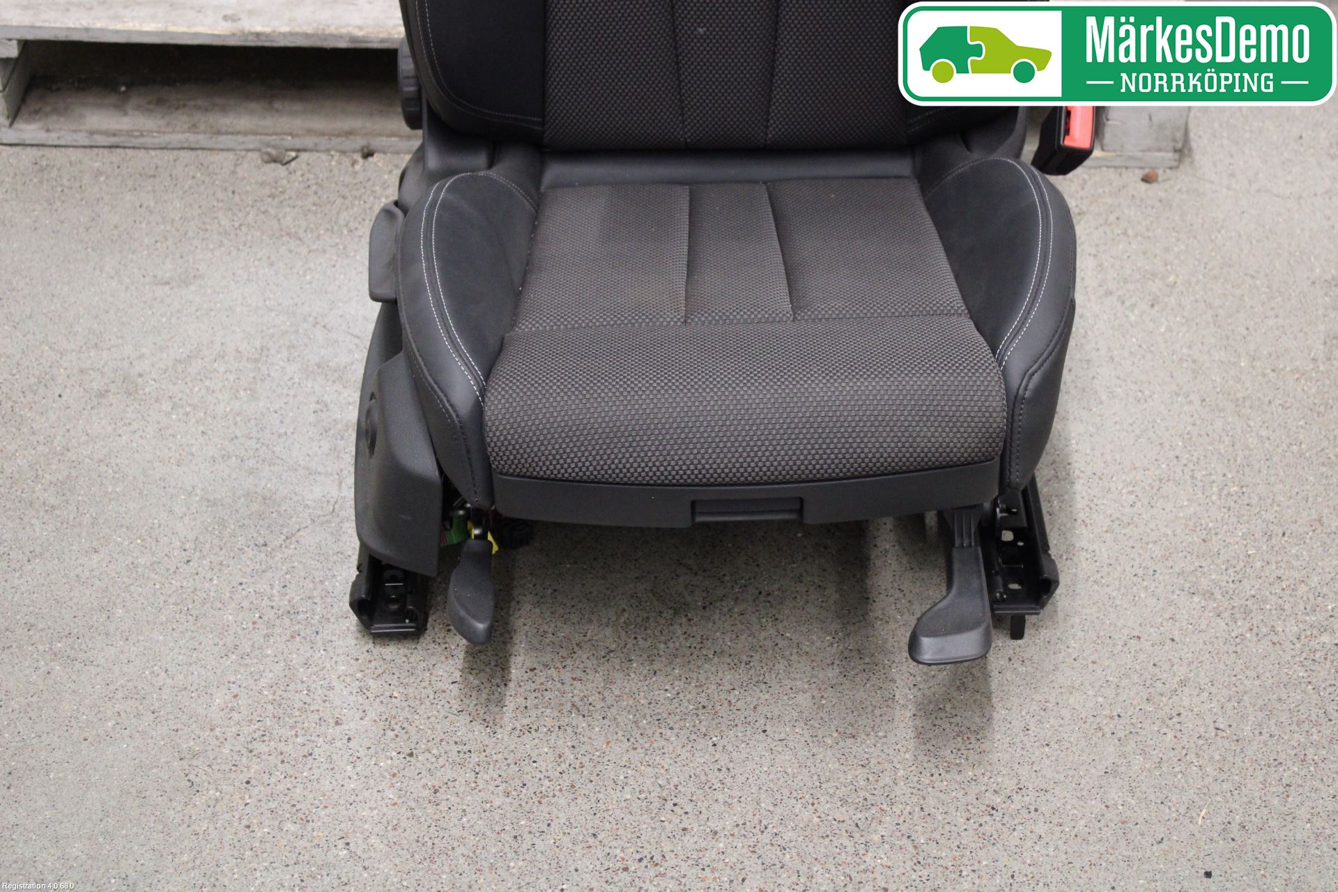 Audi A5 17- Inredning Stol Fram Hö