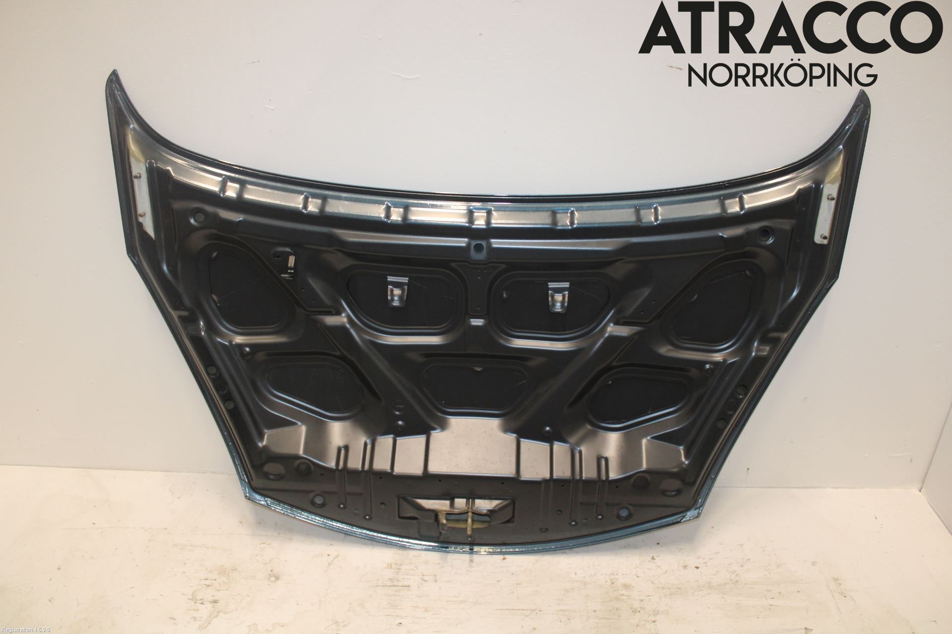 Nissan NOTE E11 06-14 Huv Fram