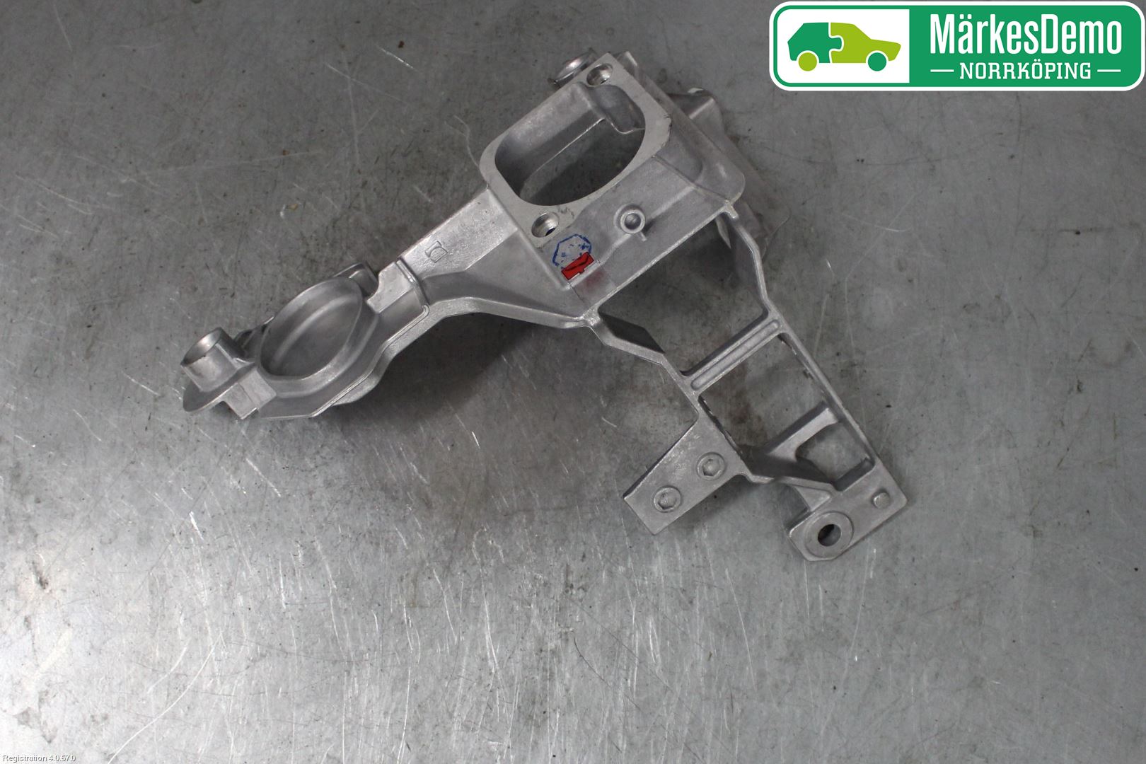 Audi A6 F2/C8 19- Pedalställ