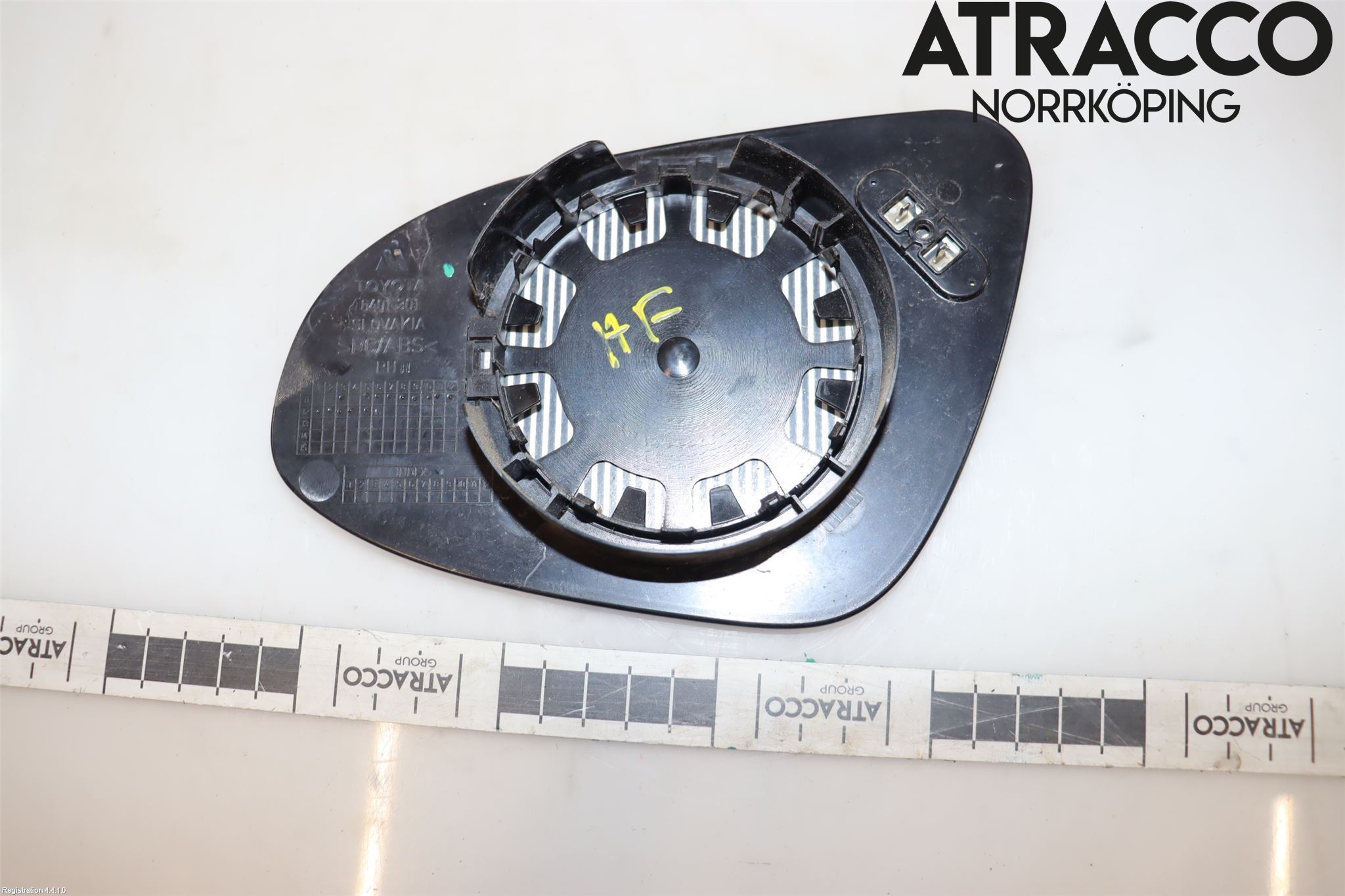 Toyota YARIS XP130 12-14 Spegelglas Hö
