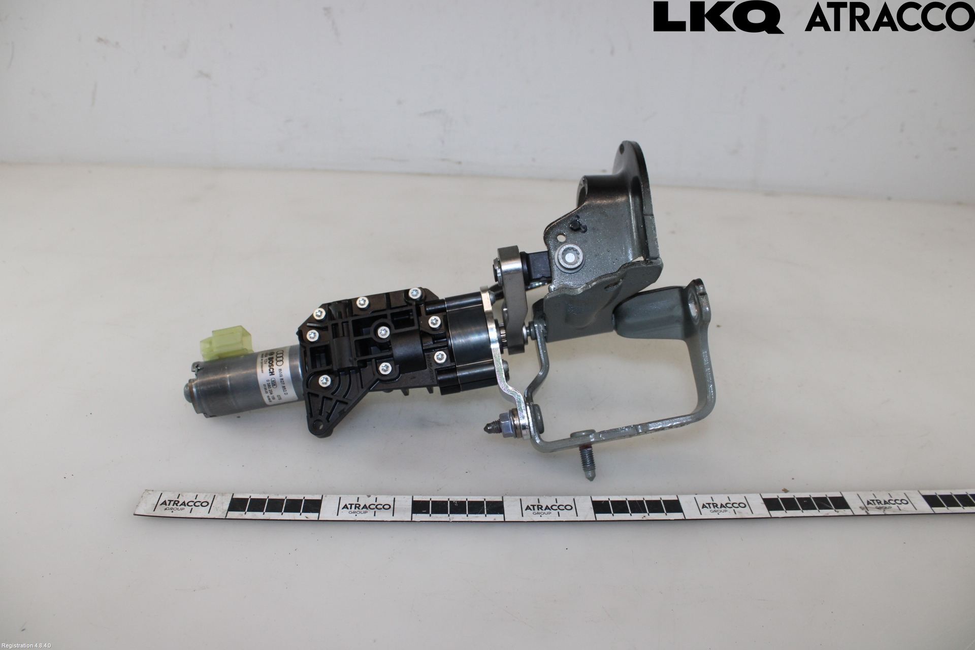 Audi A4/S4 B9 20- Bakluckeöppnare Automatisk