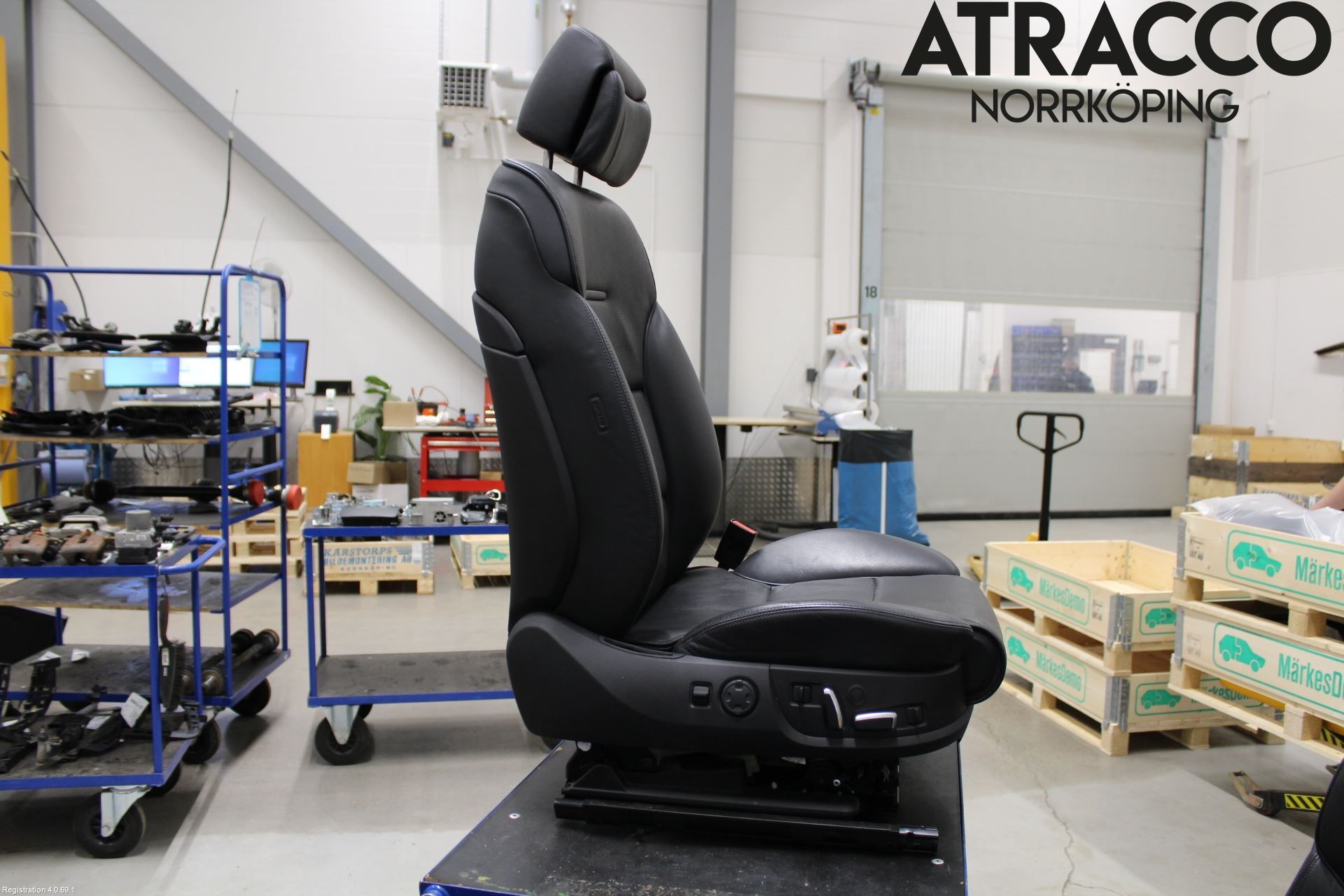 Audi A8/S8 4E  02-09 Inredning Stol Fram Vä