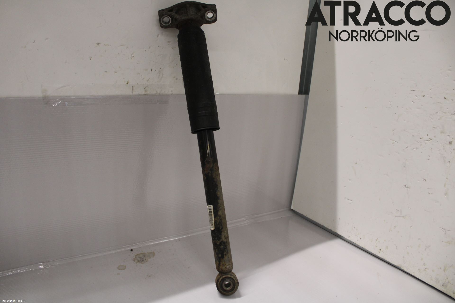 Opel ASTRA J 10-15 Stötdämpare Bak