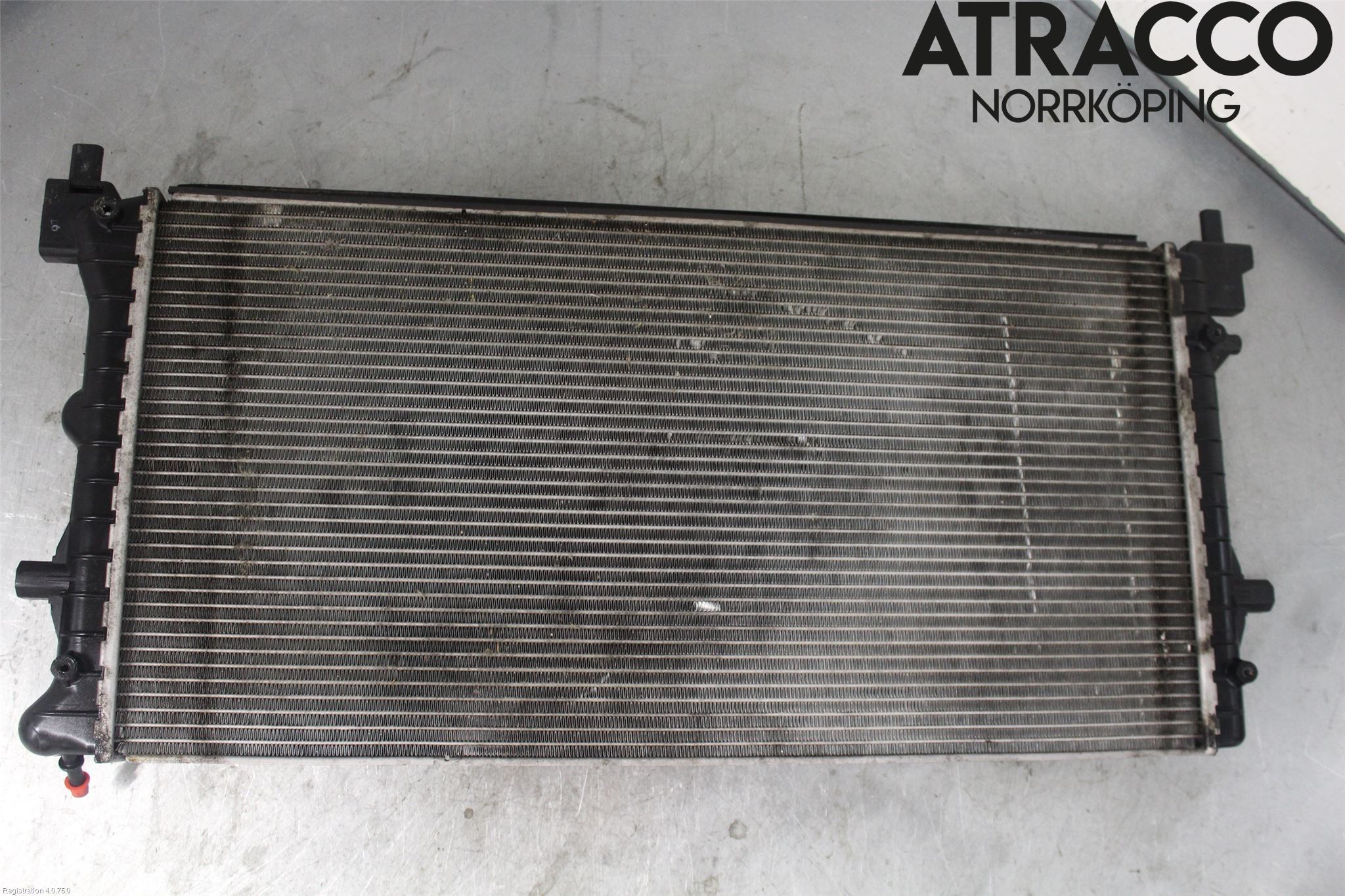 Skoda FABIA 07-14 Kylare Aut