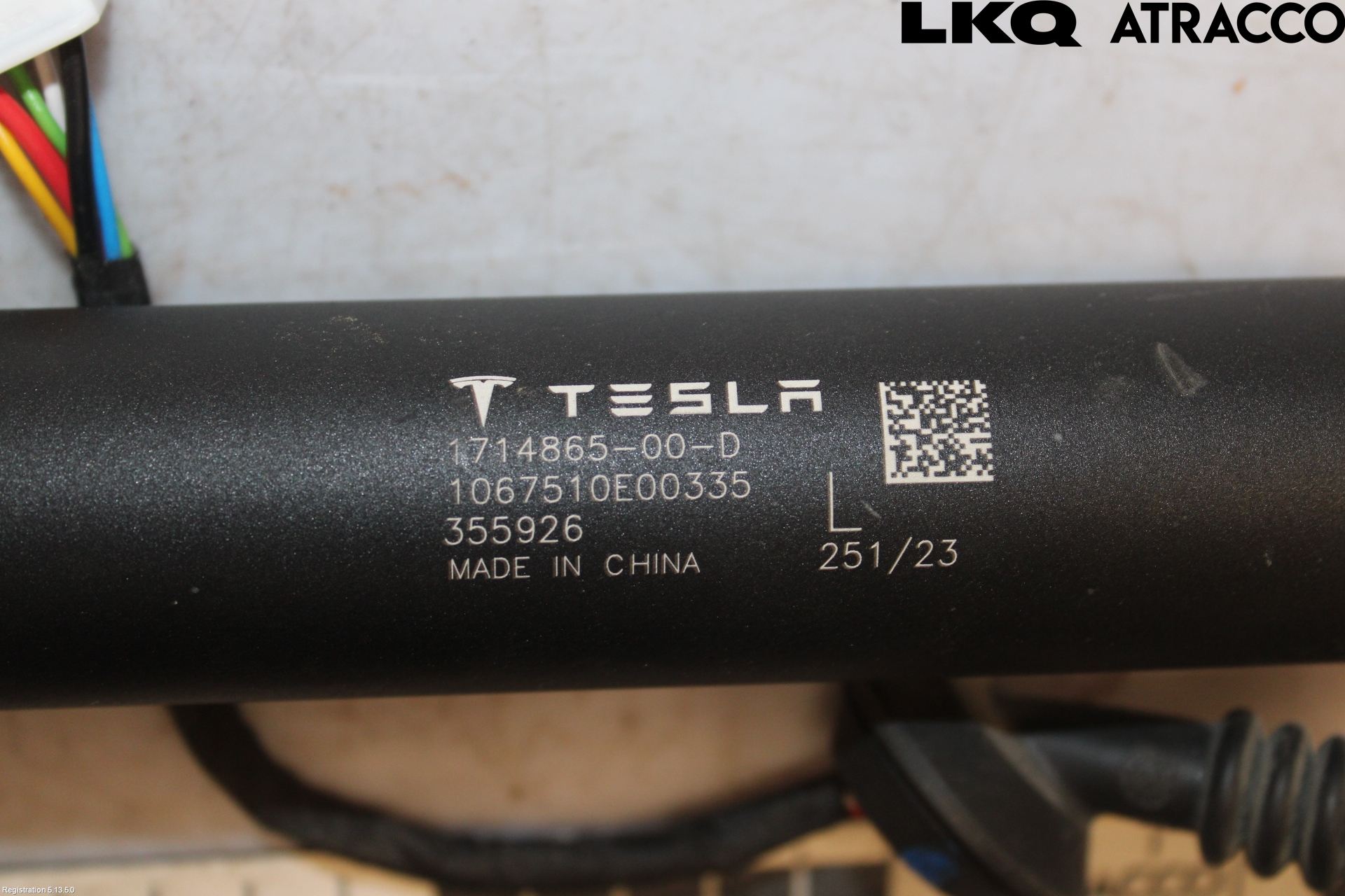 Tesla MODEL 3 17- Gasfjäder Baklucka