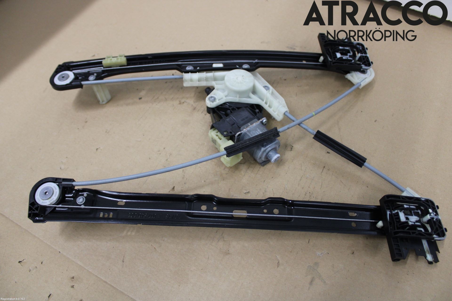 Jaguar E-PACE 17- Fönsterhiss El Kompl