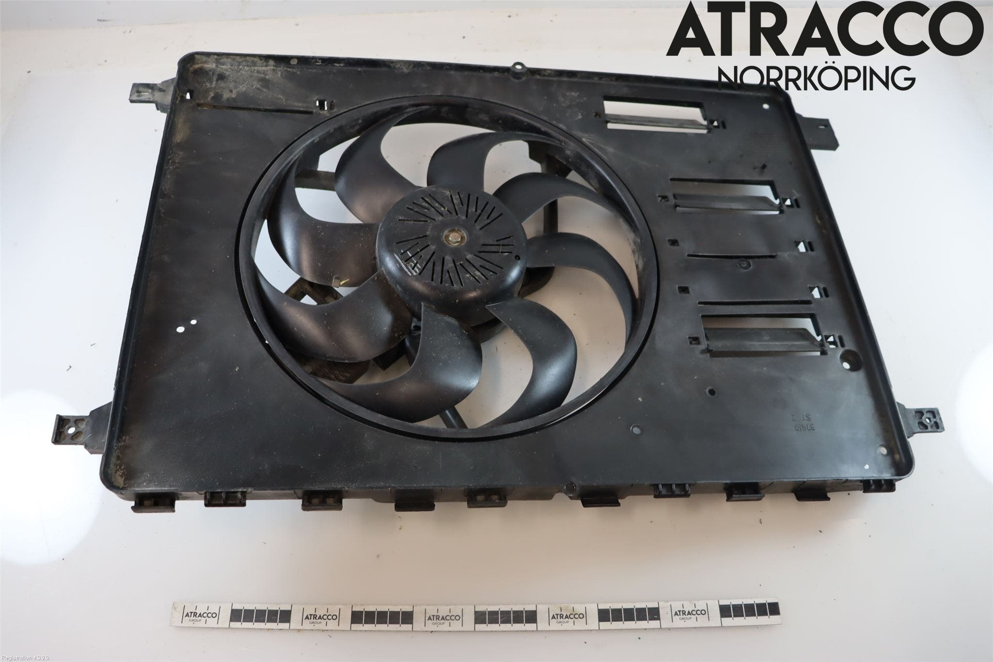 Volvo V60 14-18 Kylfläkt El