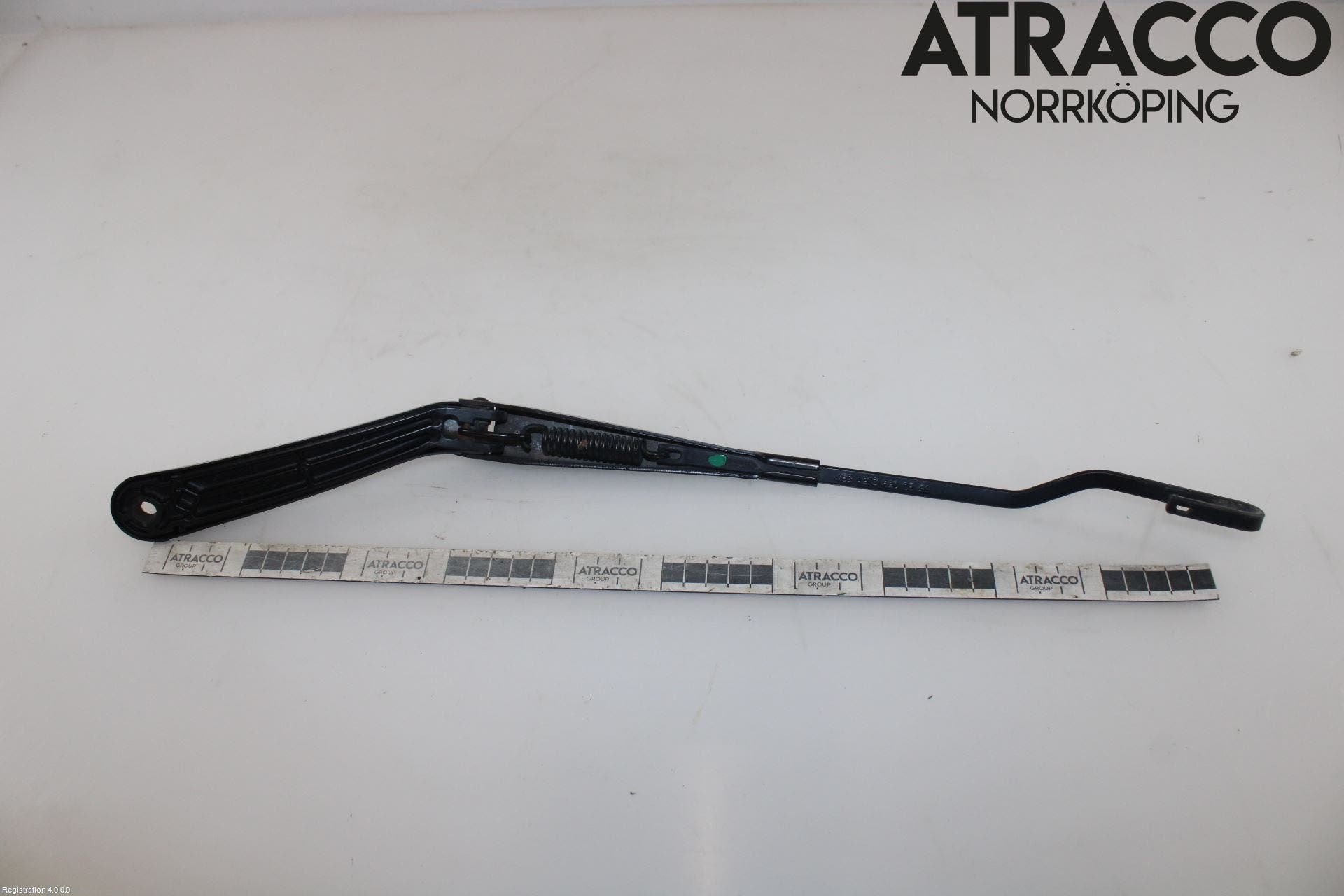 Mercedes-Benz MB C (203) 00-07 Torkararm Armar Vindruta