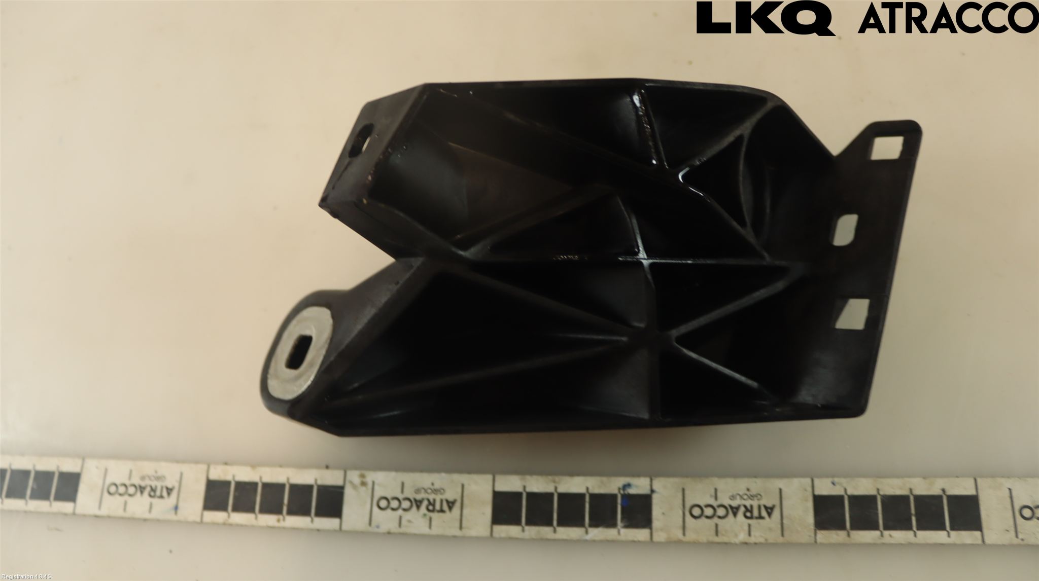 Audi Q7/SQ7 Kylarfäste-Ram-Balk