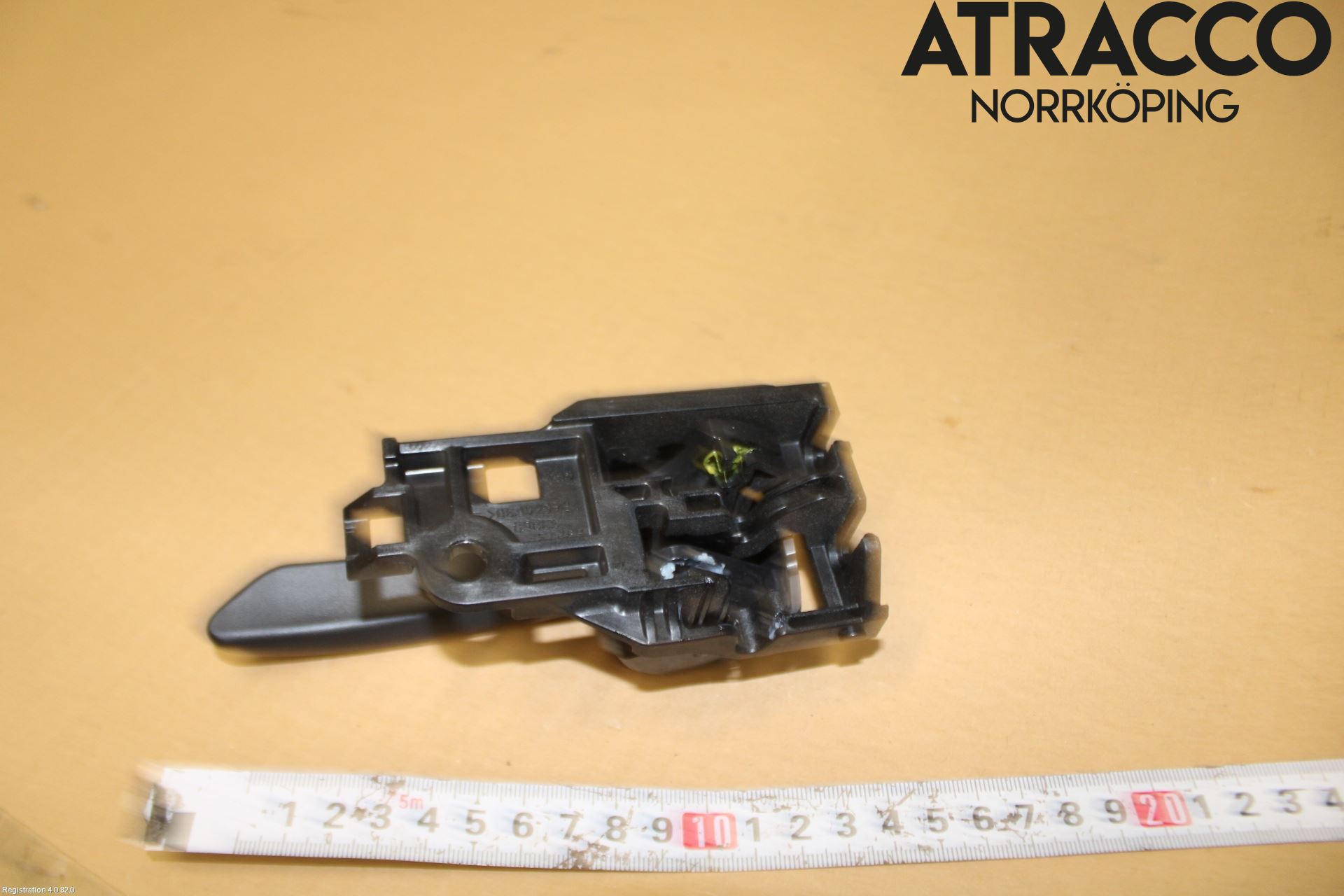 Toyota RAV4 19- Dörrhandtag Inre Hö