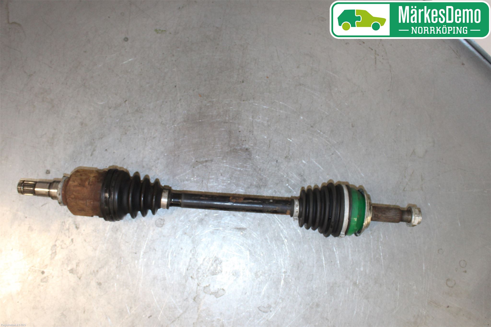 Toyota YARIS XP90 06-11 Drivaxel Fram Vänster