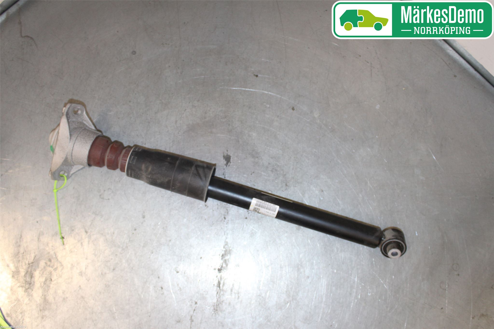 Audi A4/S4 B9 16-19 Stötdämpare Bak