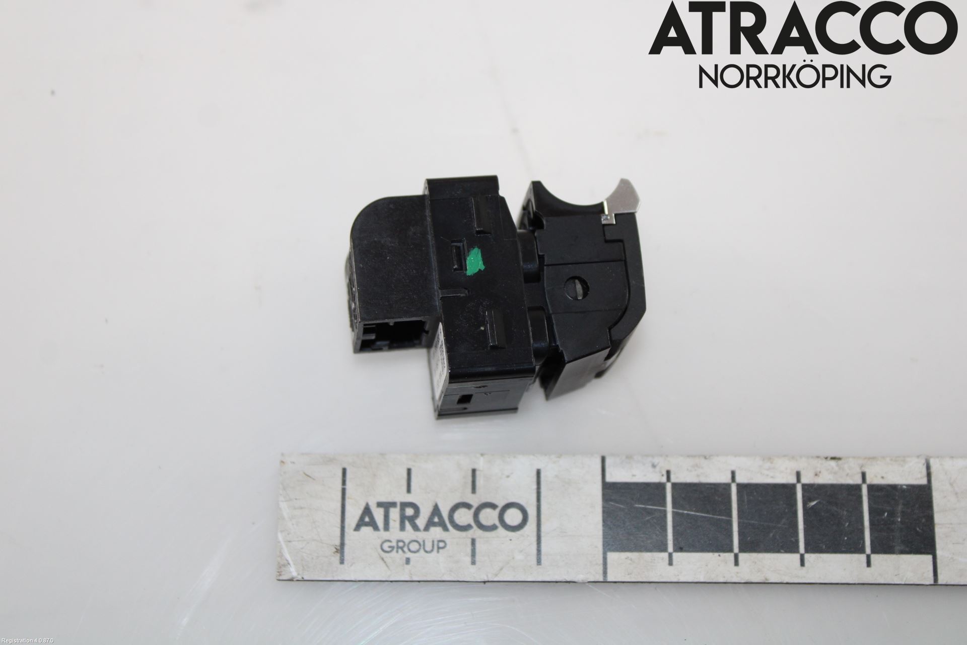 Audi A4/S4 B9 20- Strömställare Baklucka