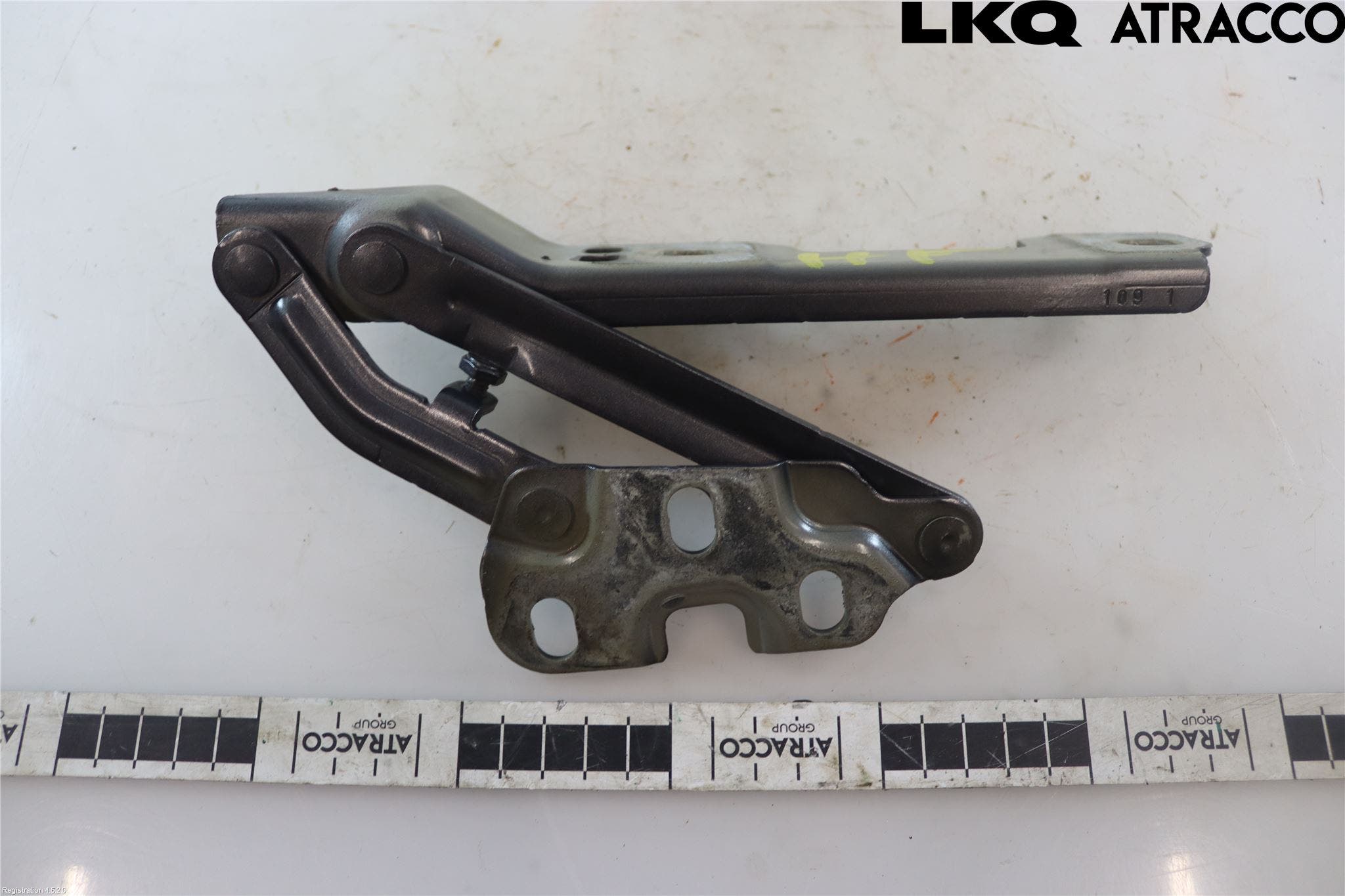 Opel ASTRA J 10-15 Huvgångjärn