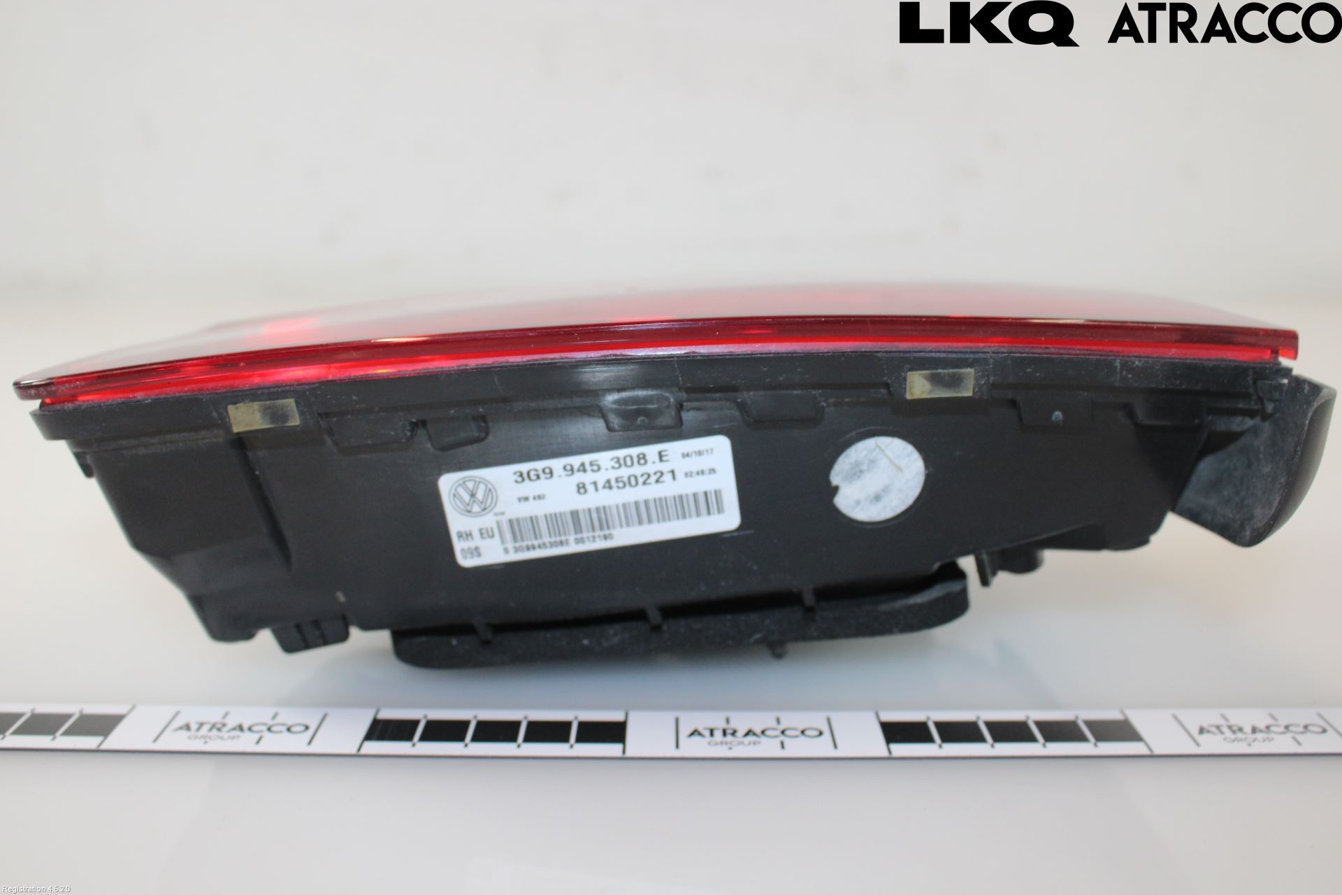 Volkswagen VW PASSAT 15-19 Bakljus Lucka Hö