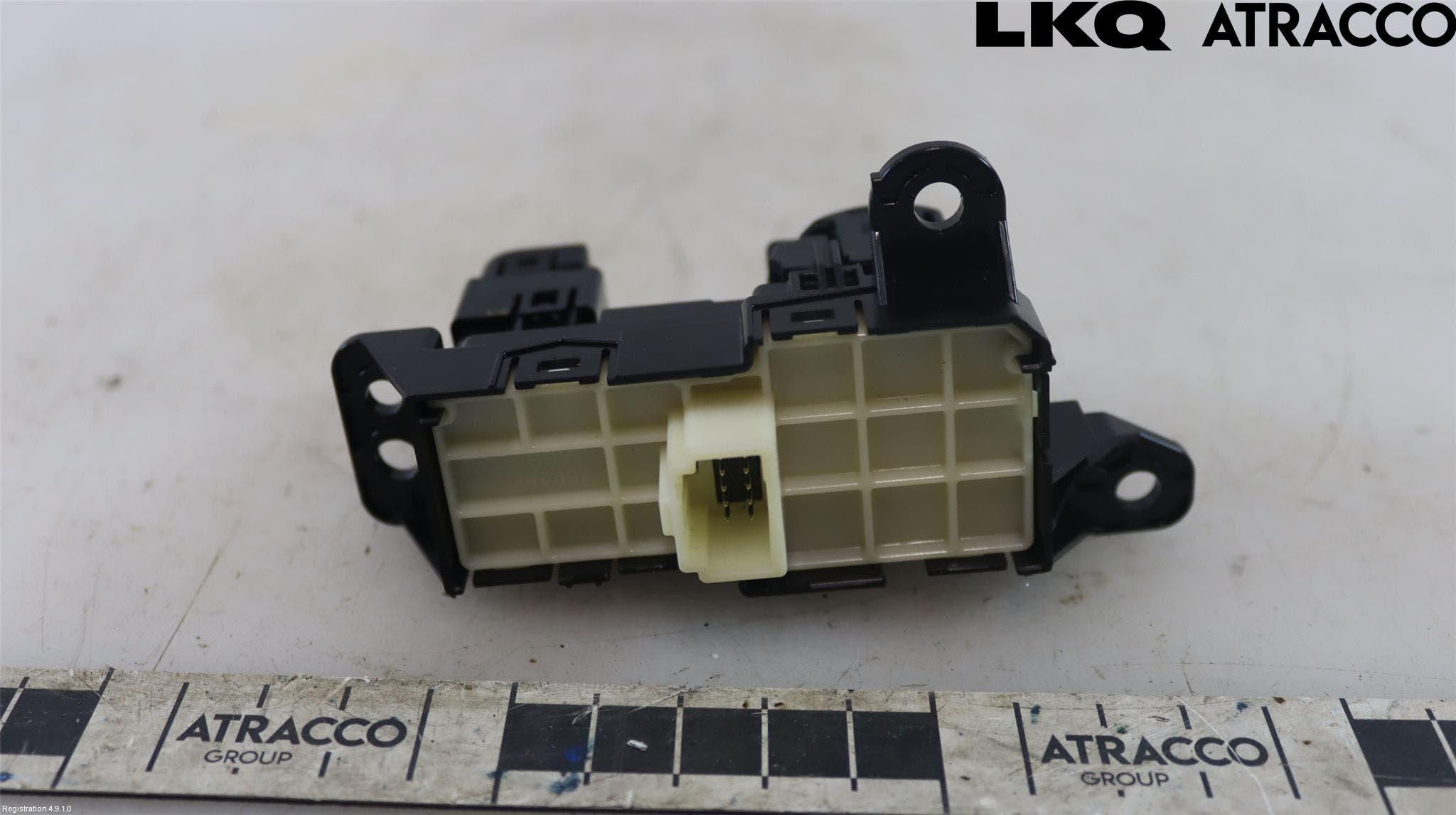 Toyota YARIS CROSS XP21 21- Strömställare Parkeringsbroms