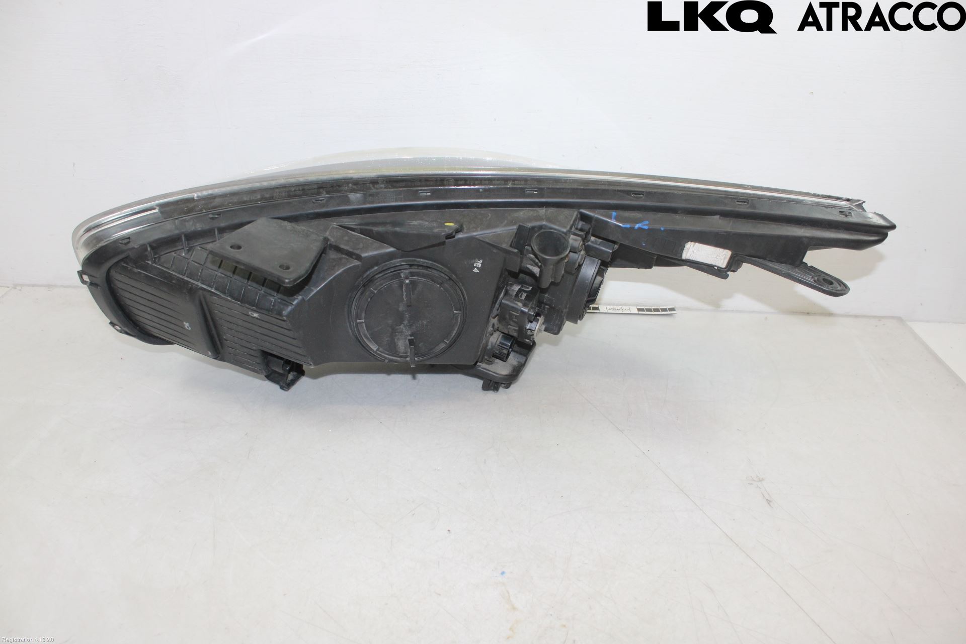 Kia CARENS III 13-19 Strålkastare Höger
