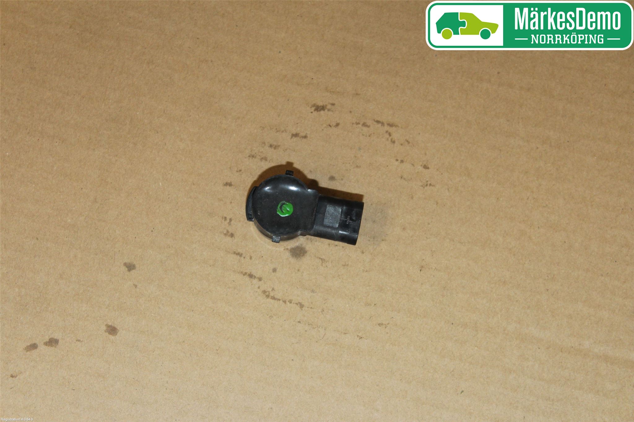 Volkswagen VW PASSAT 15-19 Parkeringshjälp Frontsensor