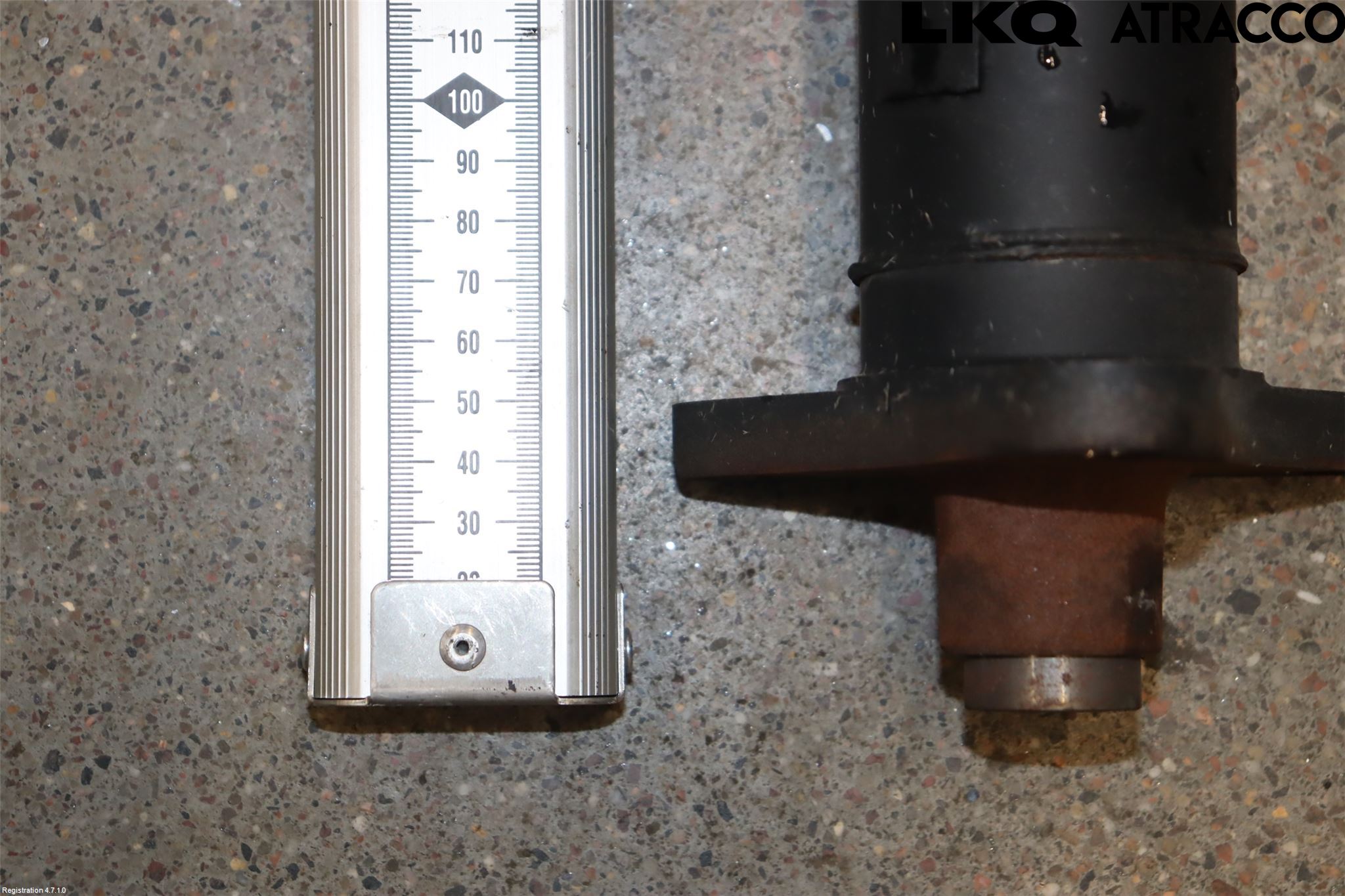 BMW 5 F10/F11/F18 09-17 Mellanaxel Komp