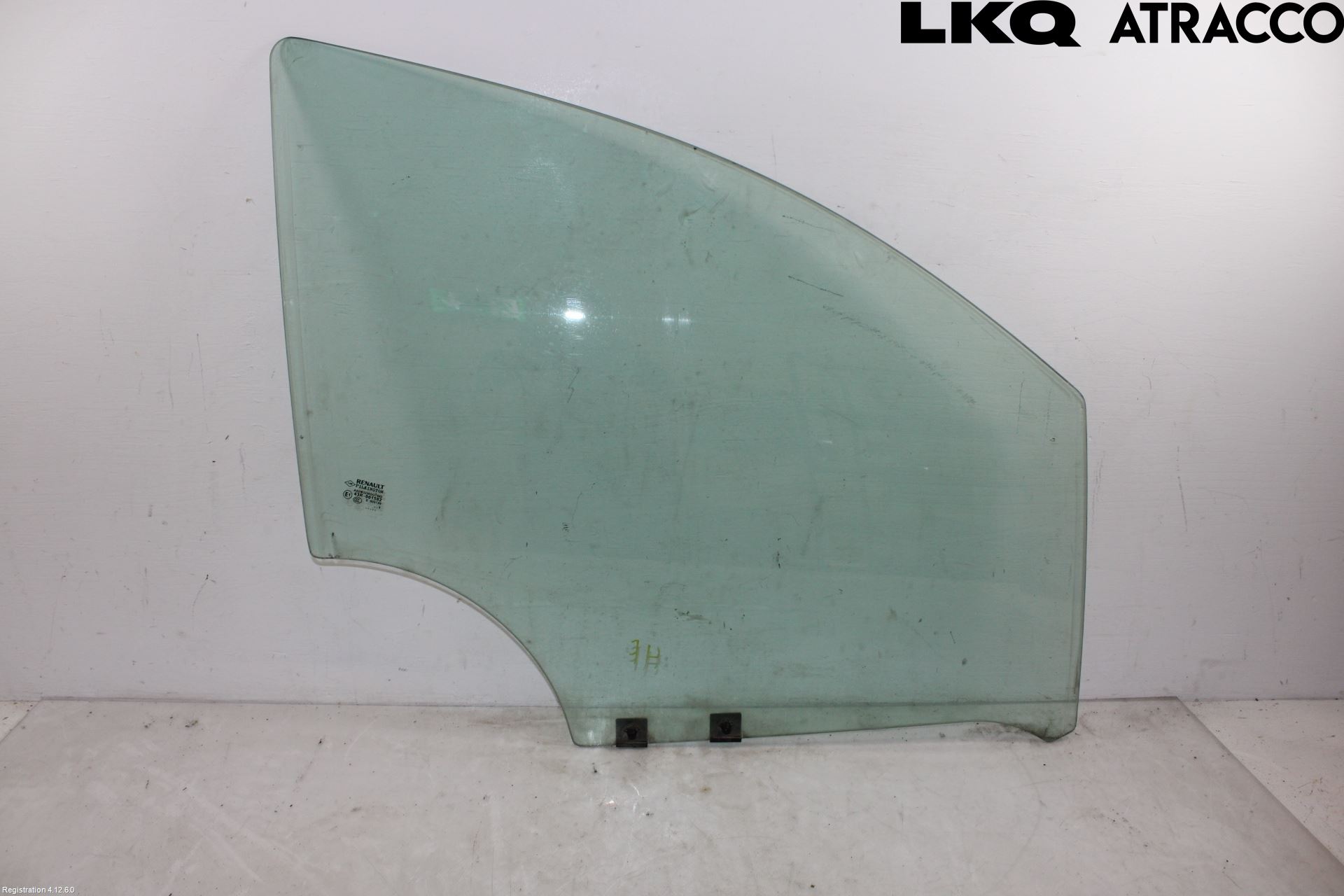 Renault CAPTUR 13-19 Dörruta Fram Höger