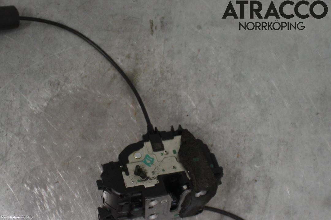 Renault MEGANE III 09-15 Låskista-Dörrlås