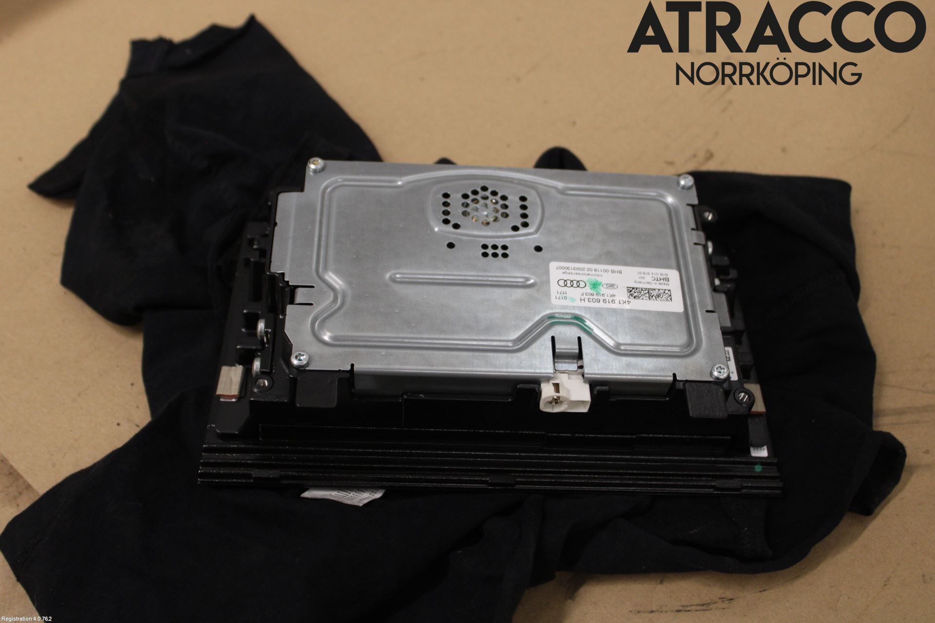 Audi A6 F2/C8 19- Bildskärm