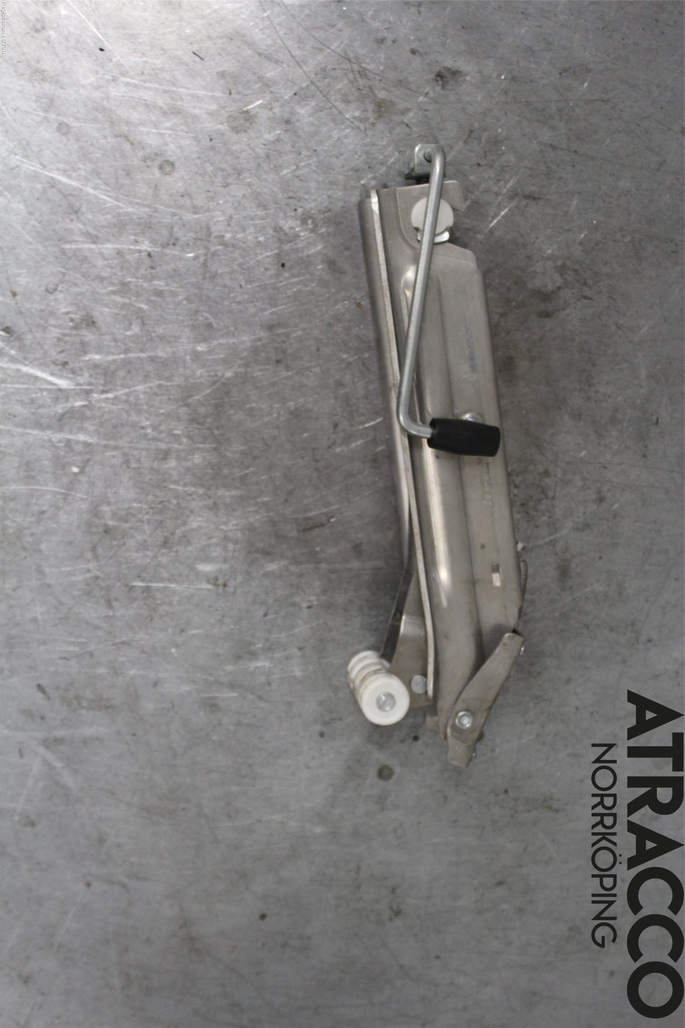 Audi A6/S6     05-11 Domkraft