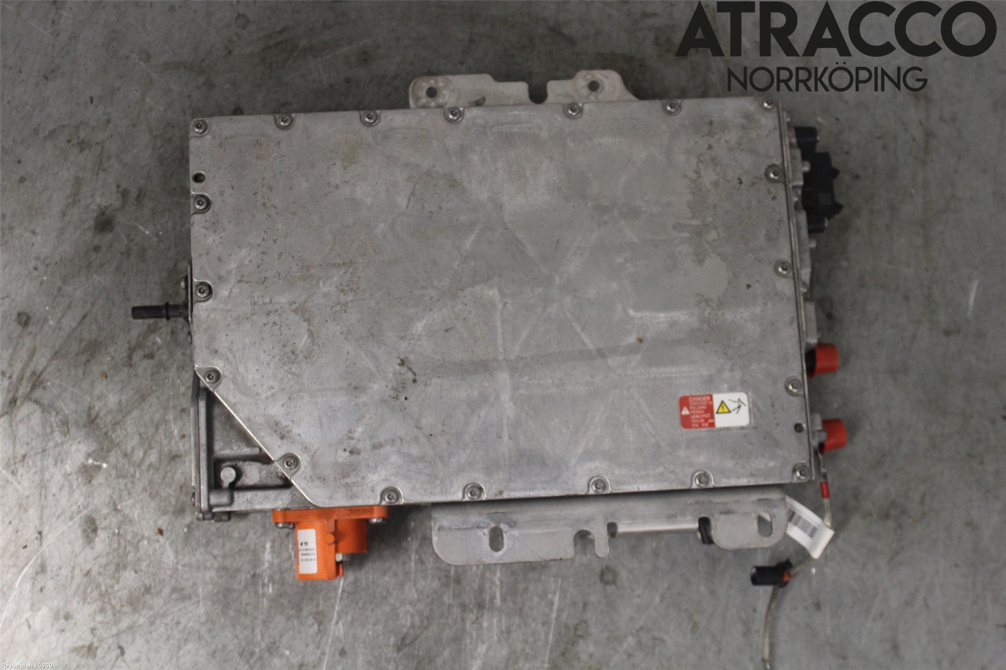 Jaguar I-PACE 18- Inverter Hybrid