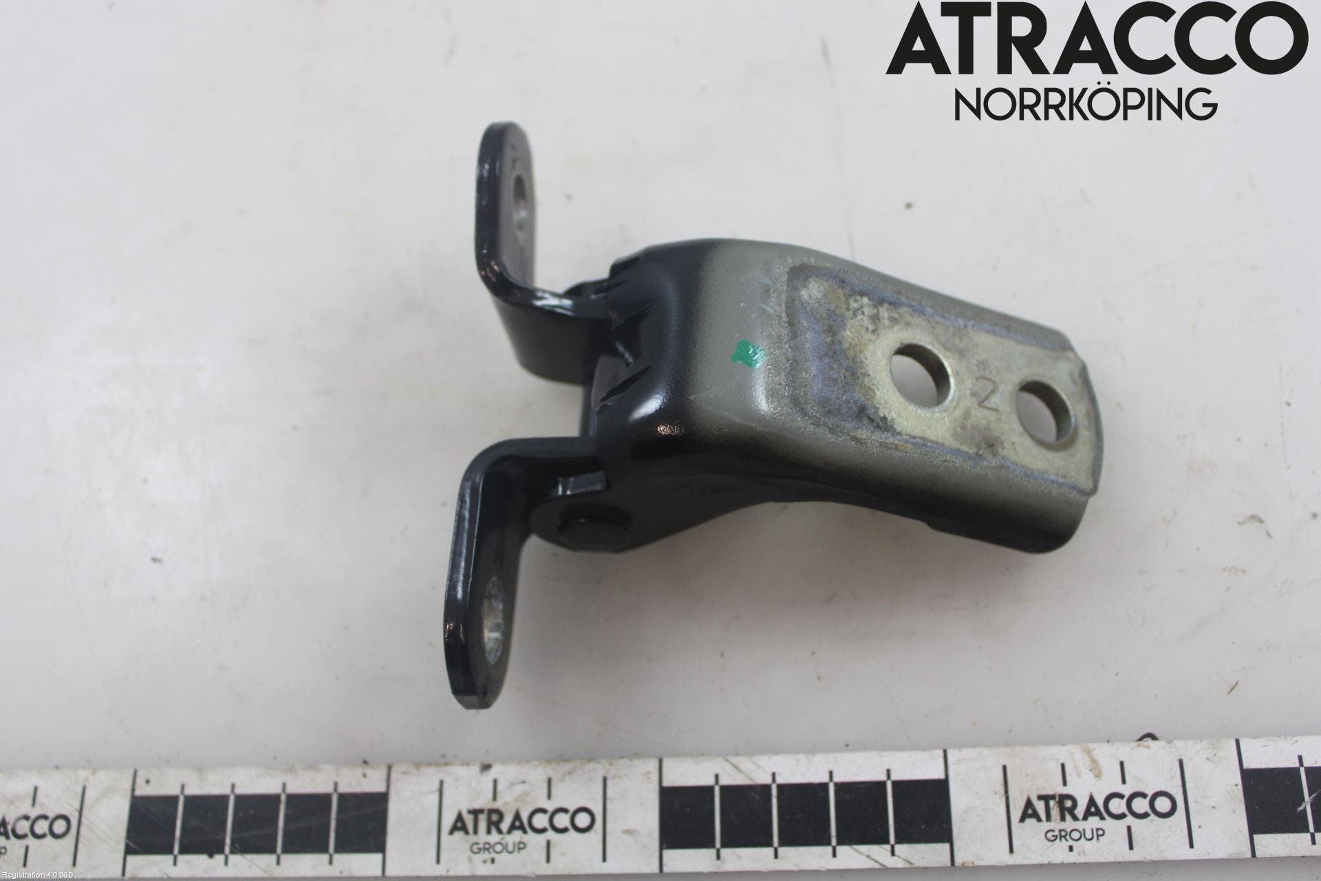 Toyota YARIS XP130 12-14 Dörrgångjärn