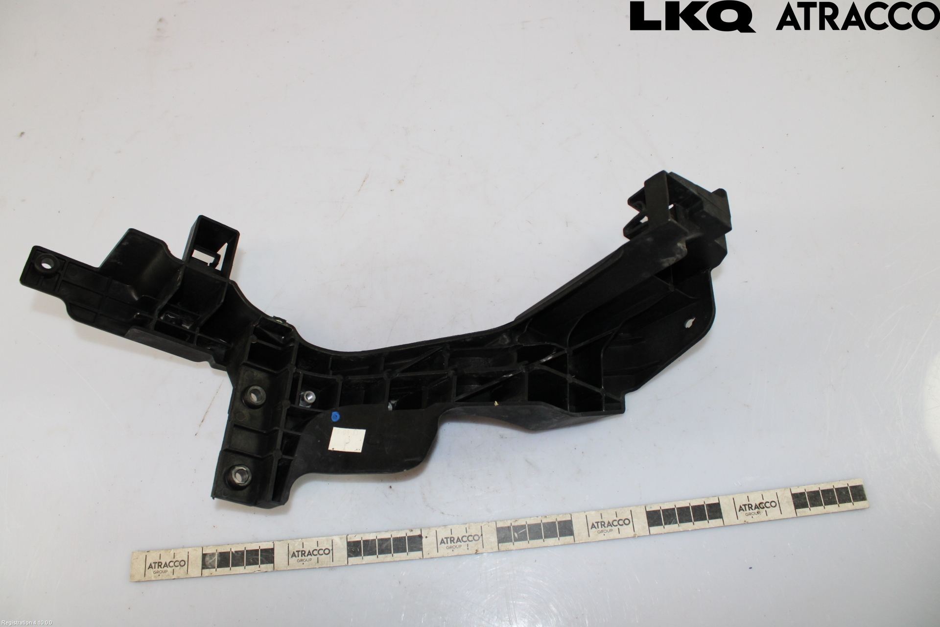 Hyundai i30 GD 13-17 Strålkast Fästsarg