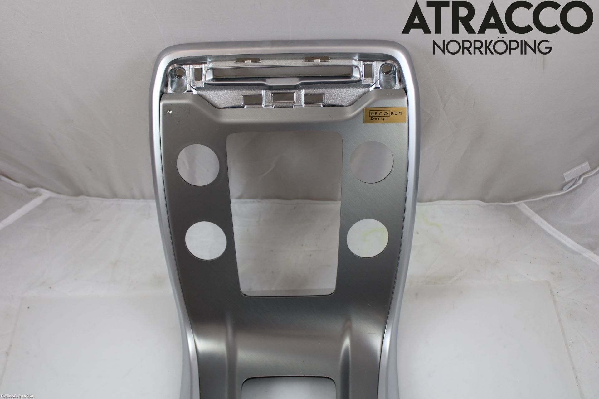 Volvo V70 08-13 Instrument-Radio Sarg