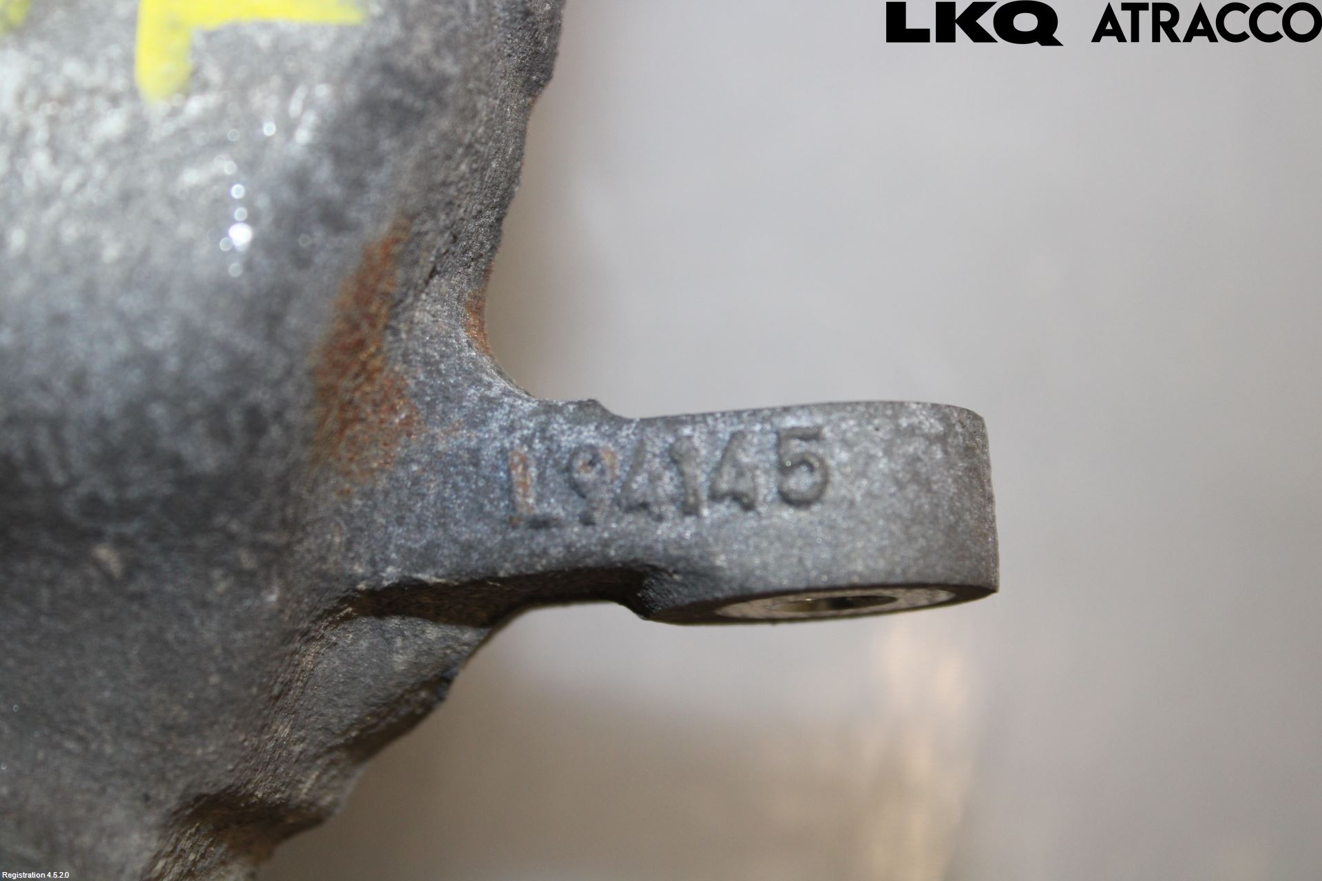 Peugeot 208/E-208 20- Bromsok Fram Höger