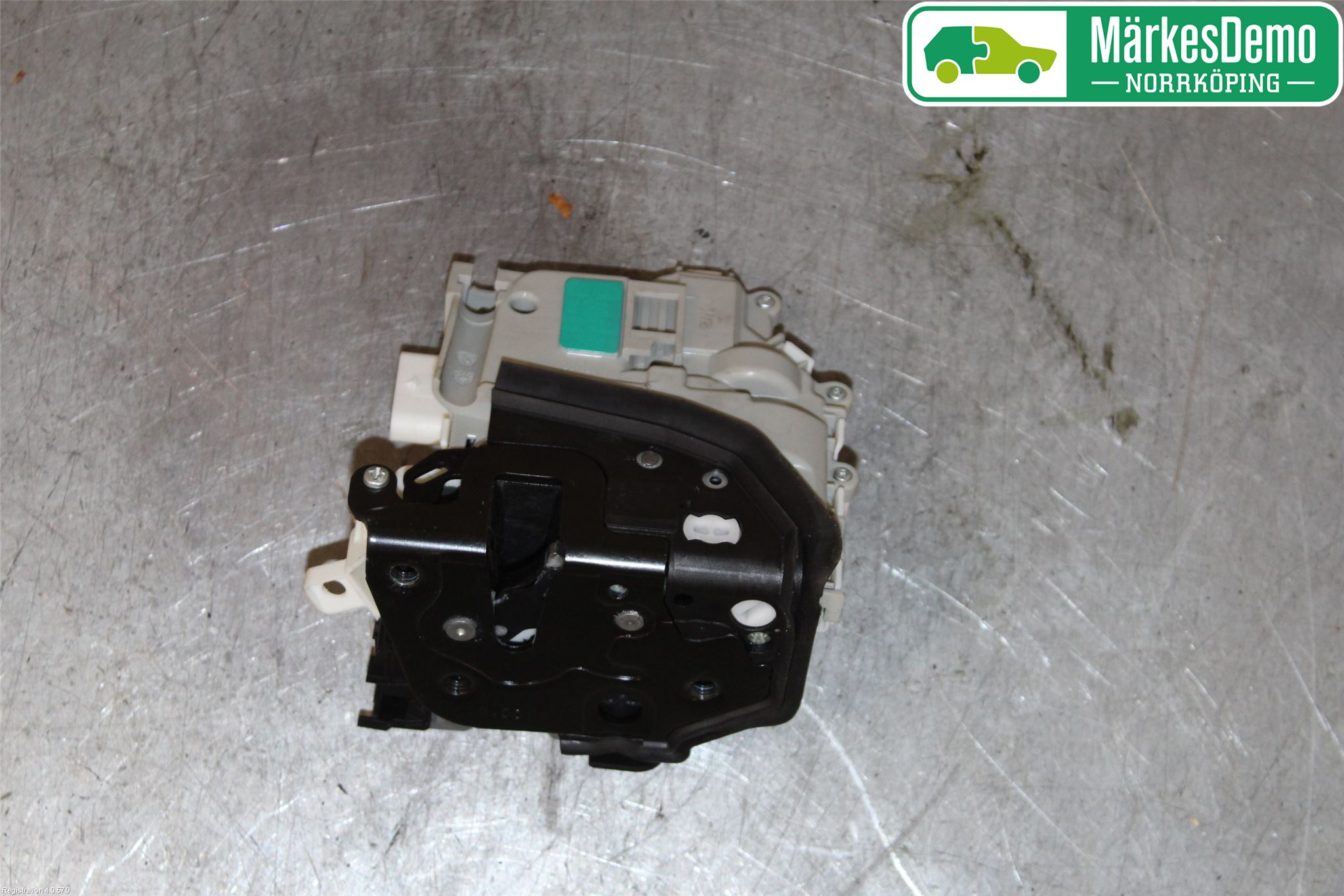 Audi Q5/SQ5 17- Låskista-Dörrlås