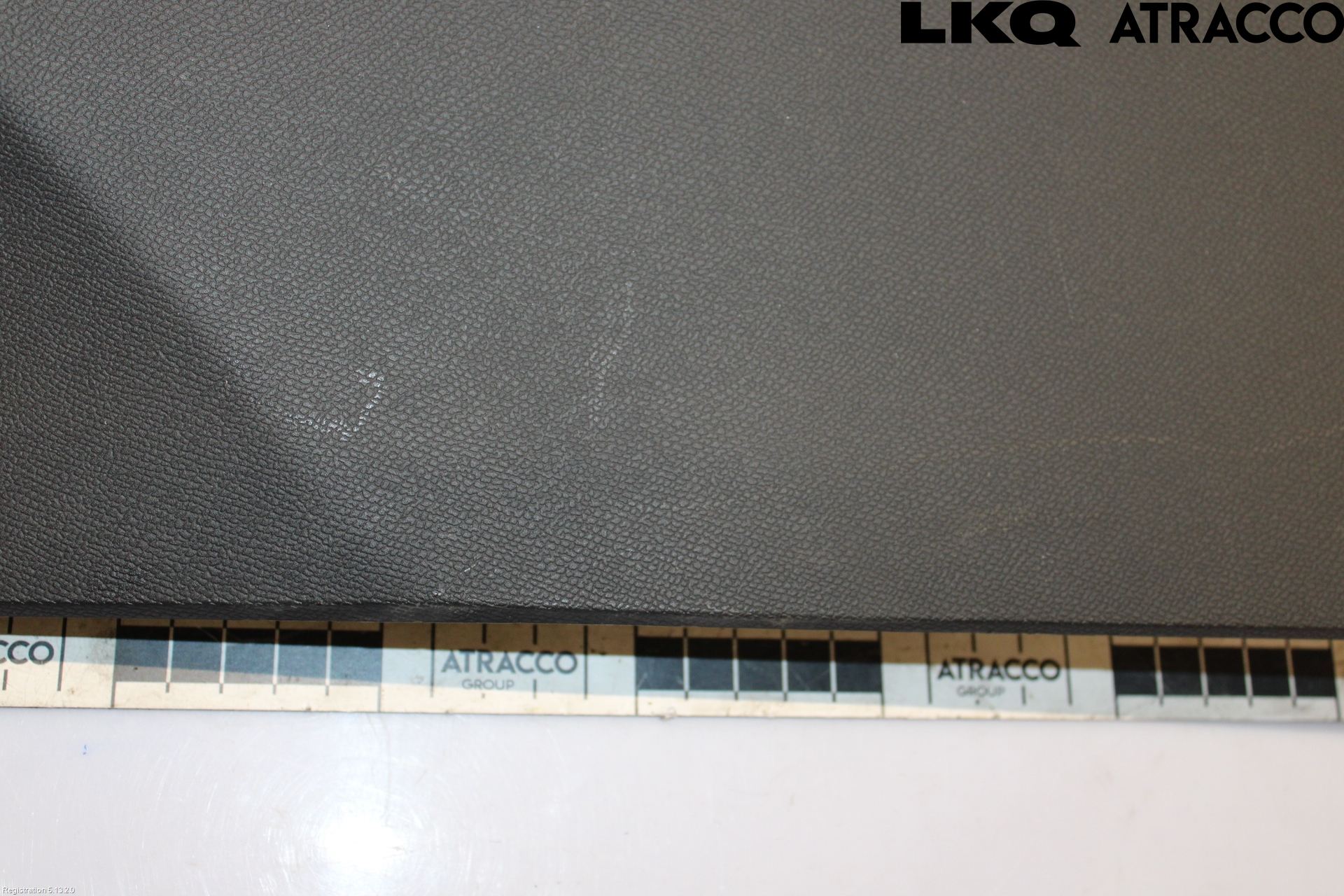 Opel GRANDLAND X 18- Instrumentkonsoll Mitt