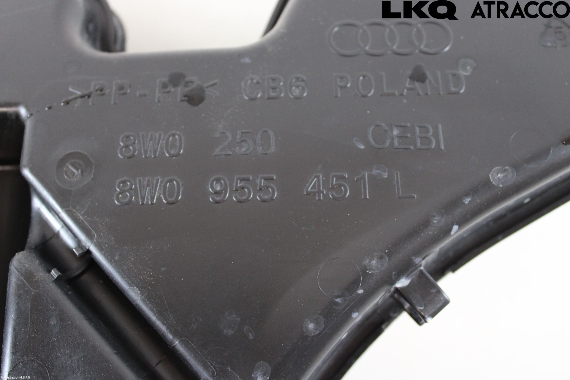 Audi A4/S4 B9 20- Spolartank Vindruta-Strål