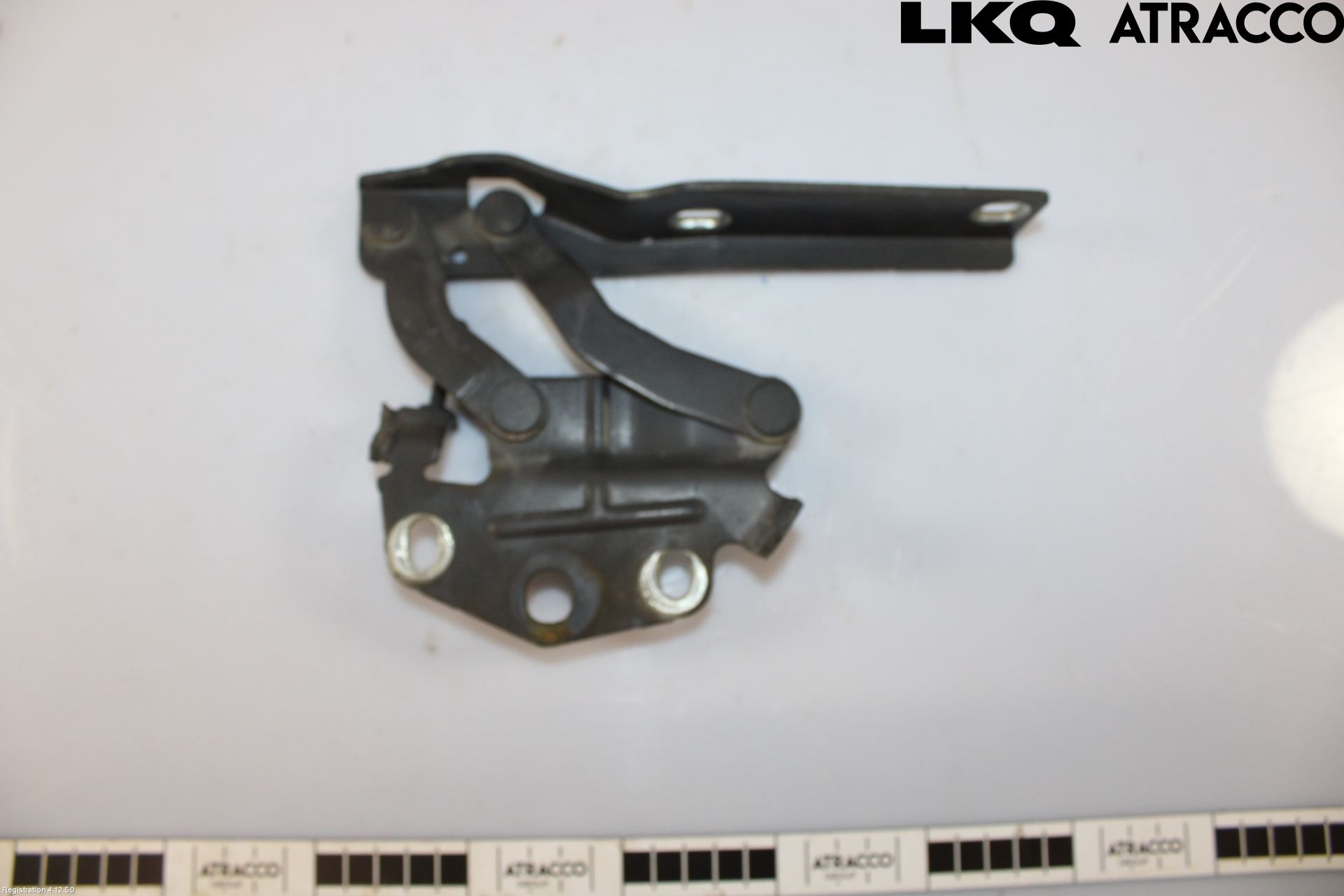 Volkswagen VW PASSAT 11-14 Huvgångjärn