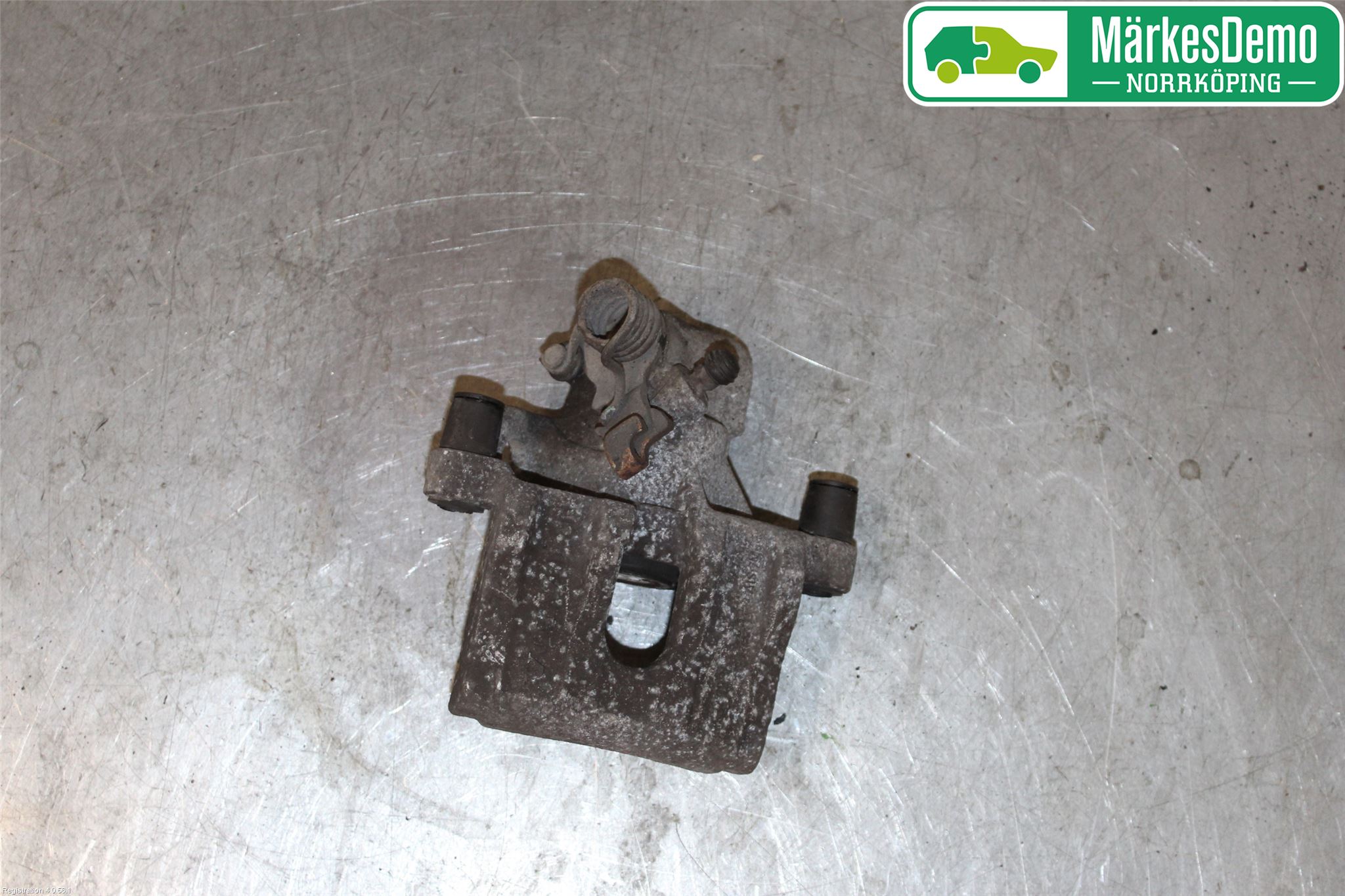 Volvo V40 12-19 Bromsok Bak Vänster