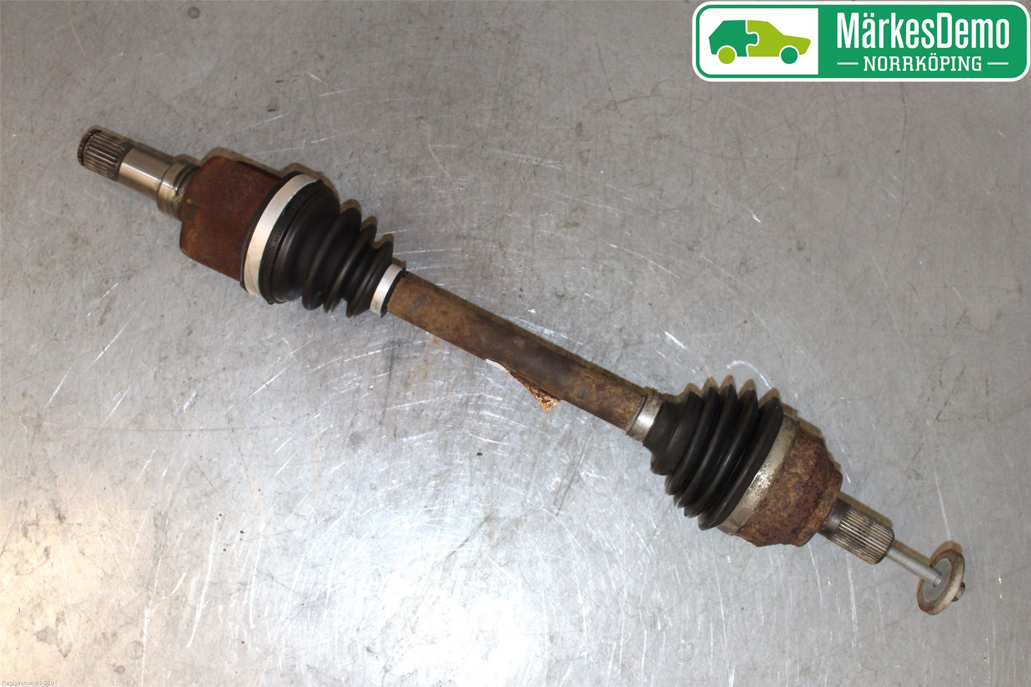 Volvo S40 08-12 Drivaxel Fram Vänster