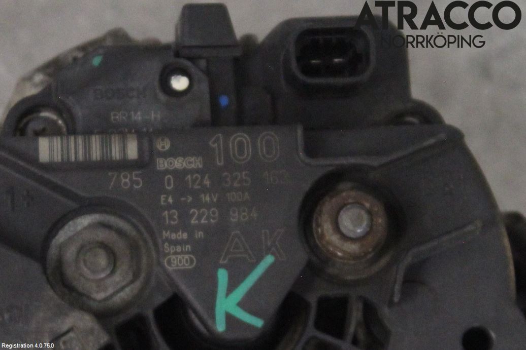 Opel ASTRA H 04-12 Generator