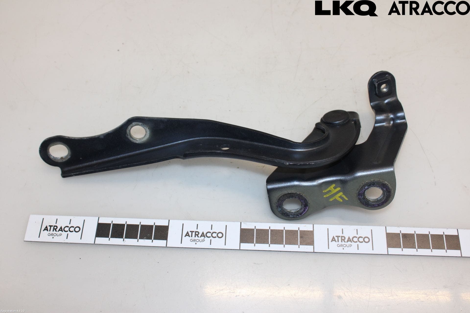 Toyota AVENSIS 09-15 Huvgångjärn