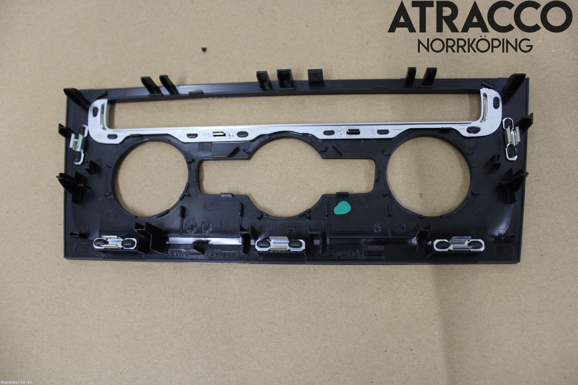 Volkswagen VW GOLF / E-GOLF VII 13-20 Instrument-Radio Sarg