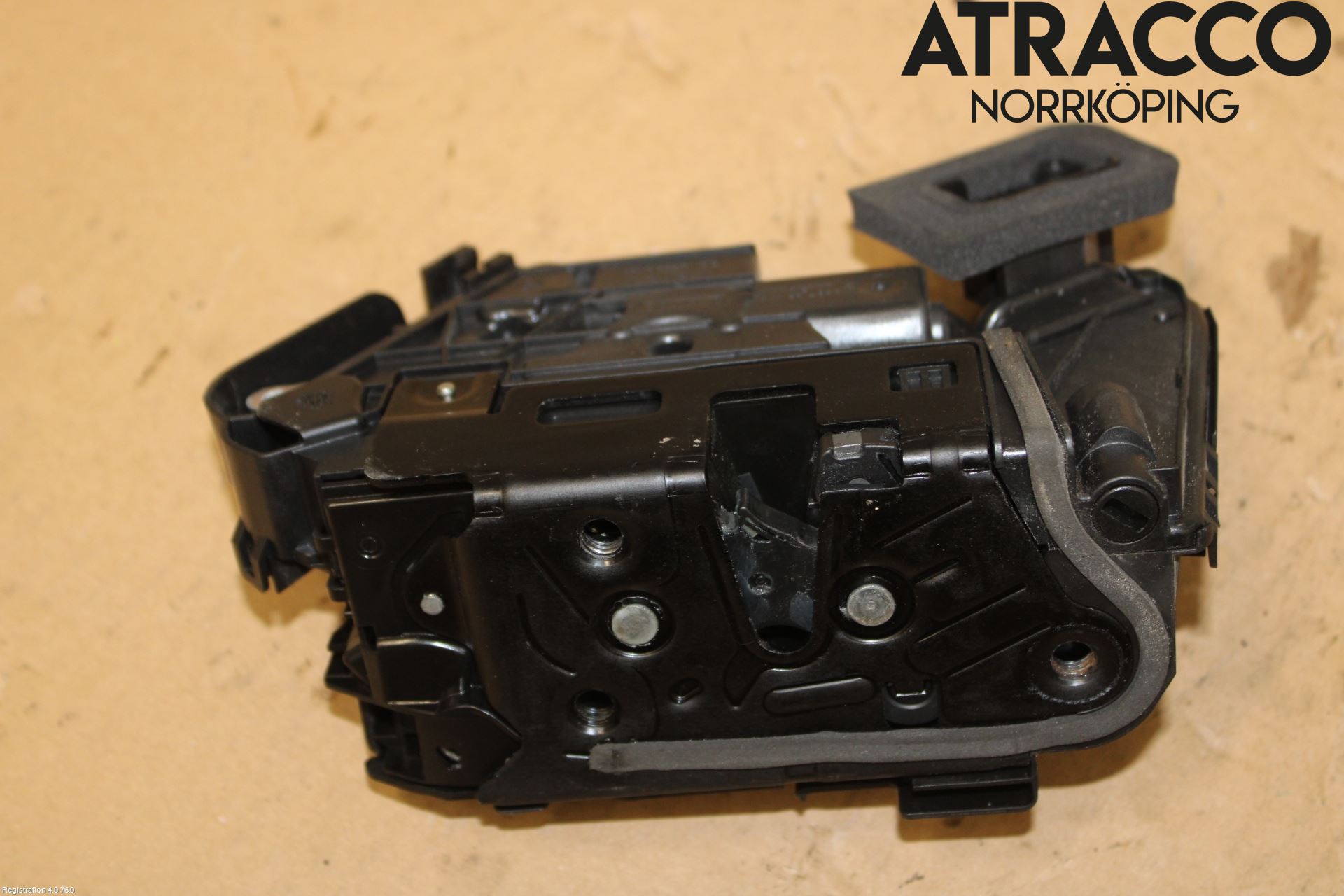 Skoda KAMIQ 20- Låskista-Dörrlås