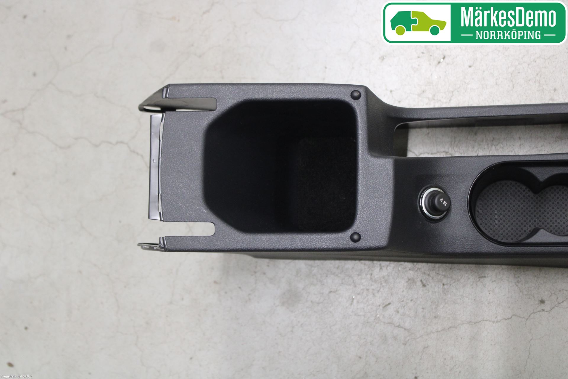Skoda KAMIQ 20- Instrumentkonsoll Mitt