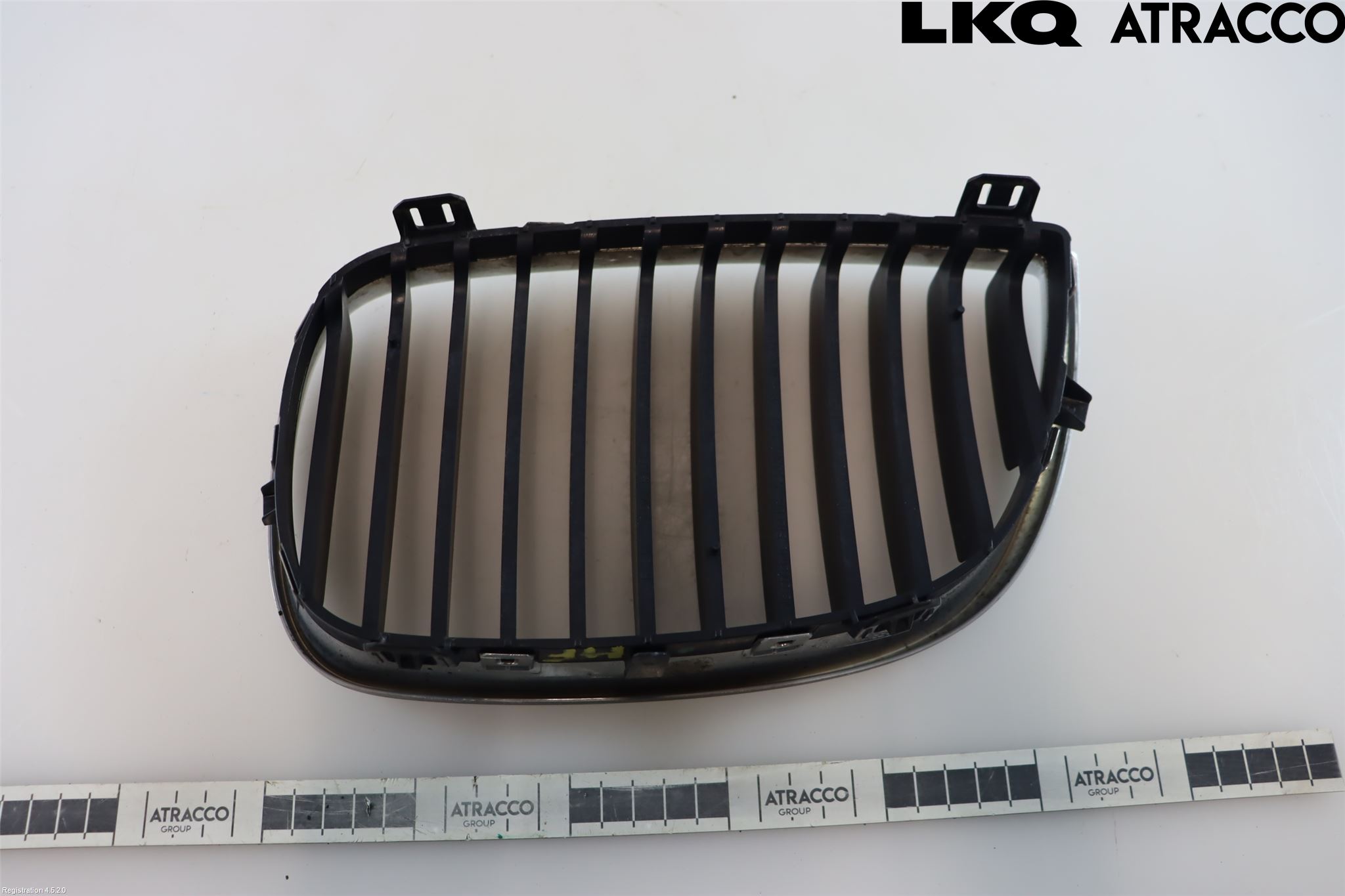 BMW 1 E87/81 5D/3D 03-11 Grilldel Höger