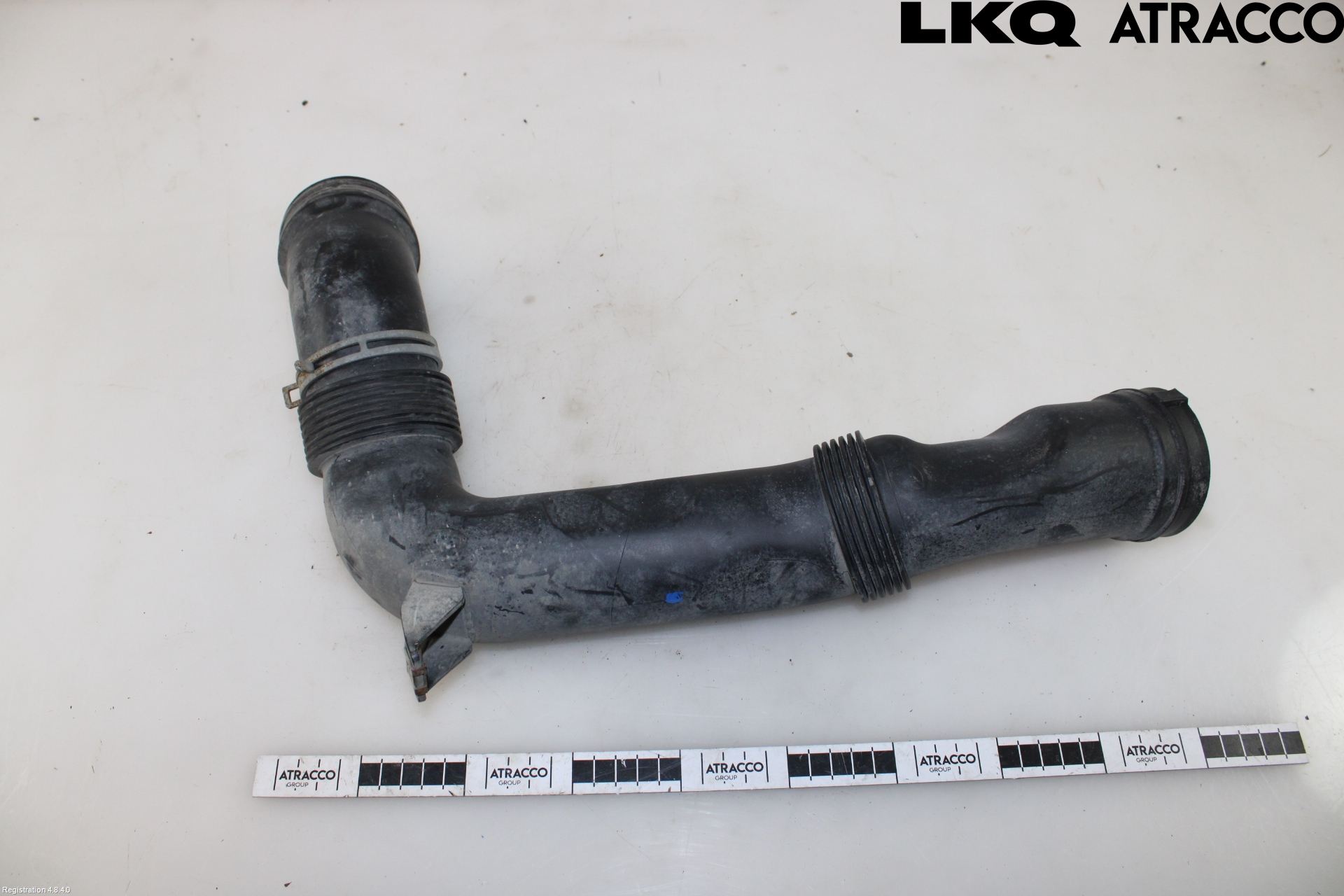 Volkswagen VW CADDY      04-10 Förg-Bälg-Rör Mot Luftr