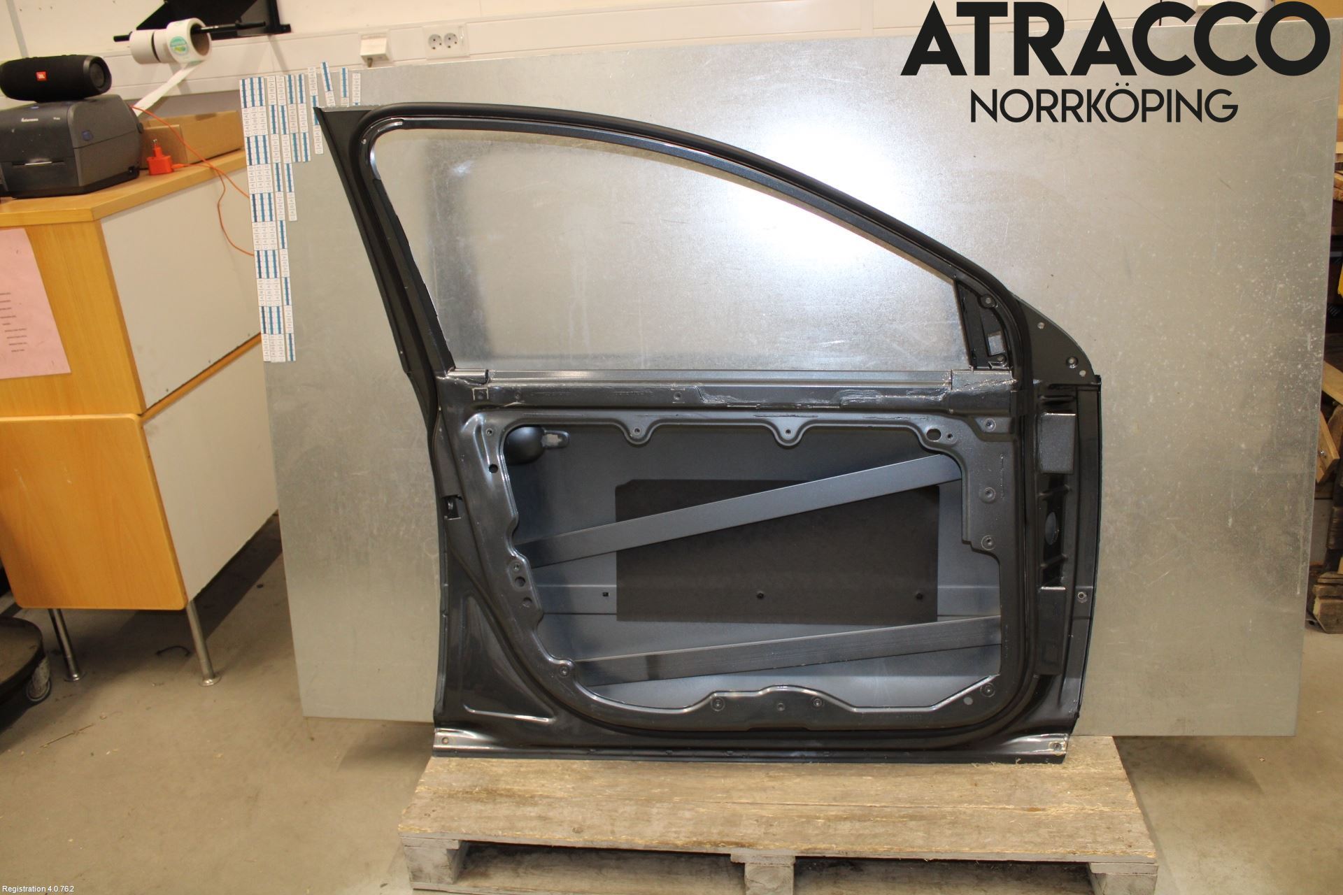 Volkswagen VW PHAETON Dörr Fram Vänster