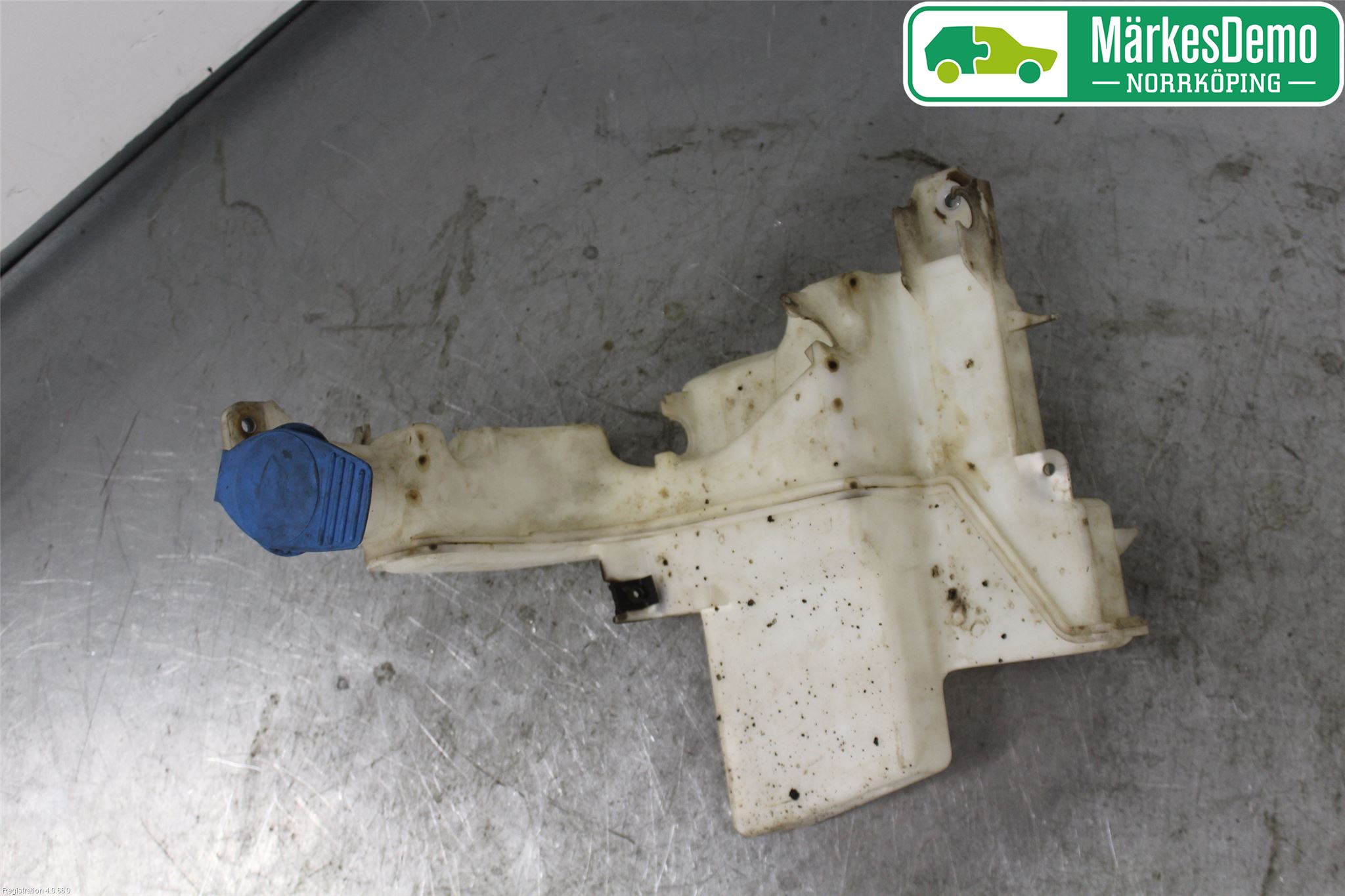 Volkswagen VW PASSAT 05-11 Spolartank Vindruta-Strål