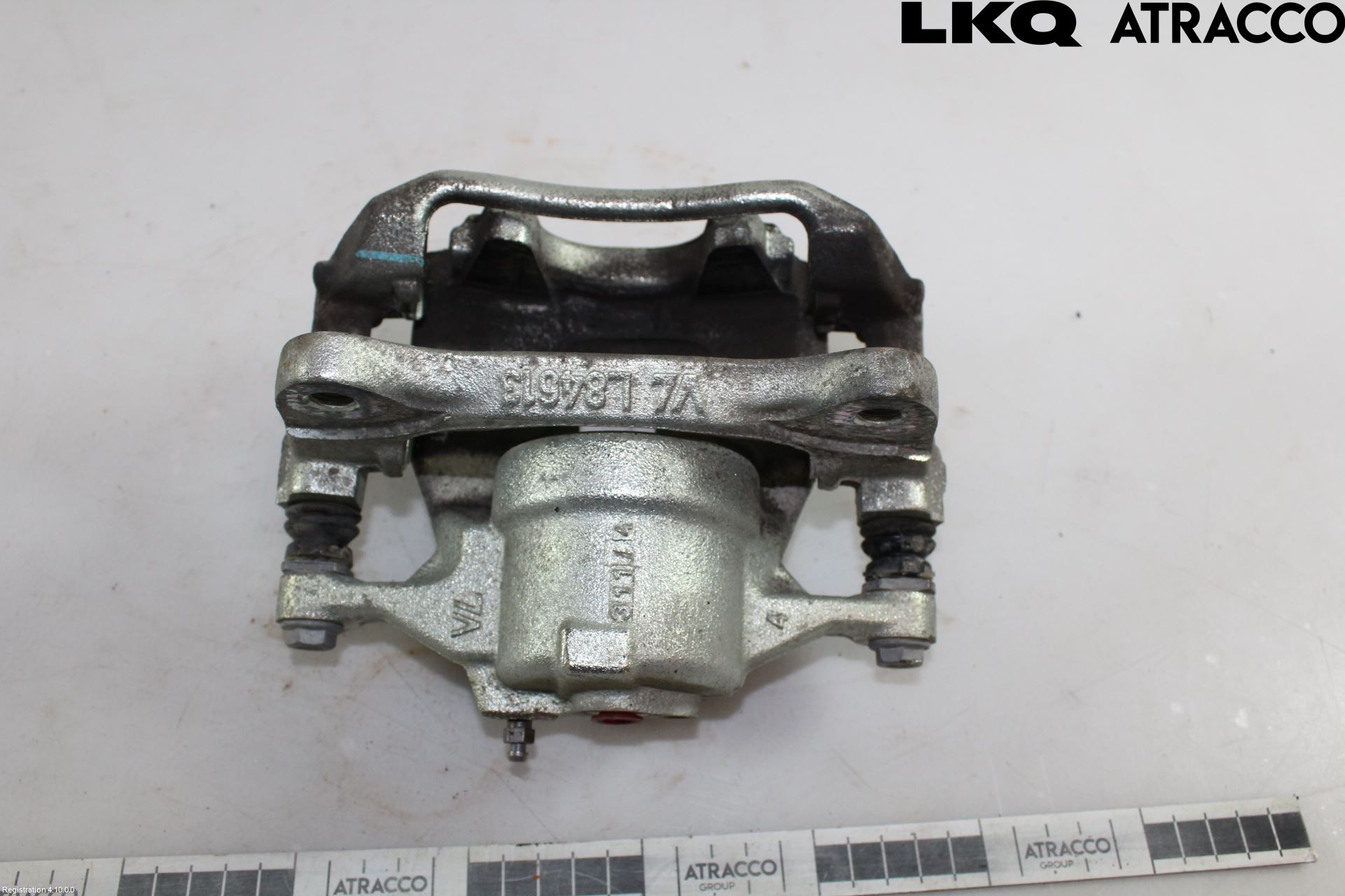Toyota YARIS CROSS XP21 21- Bromsok Fram Höger